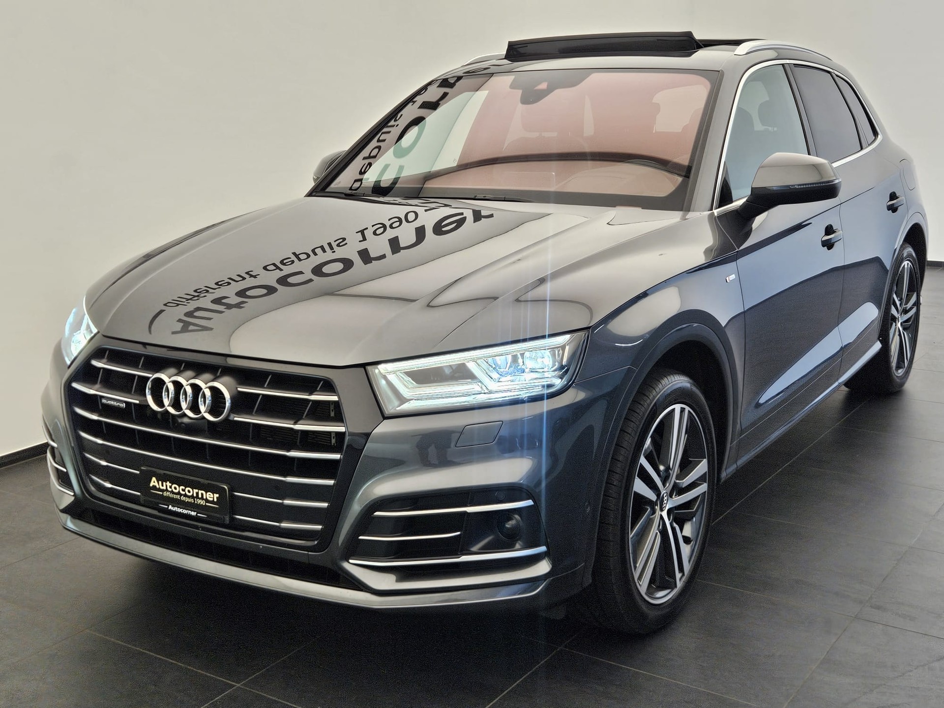 AUDI Q5 55 TFSI e sport quattro-image-2