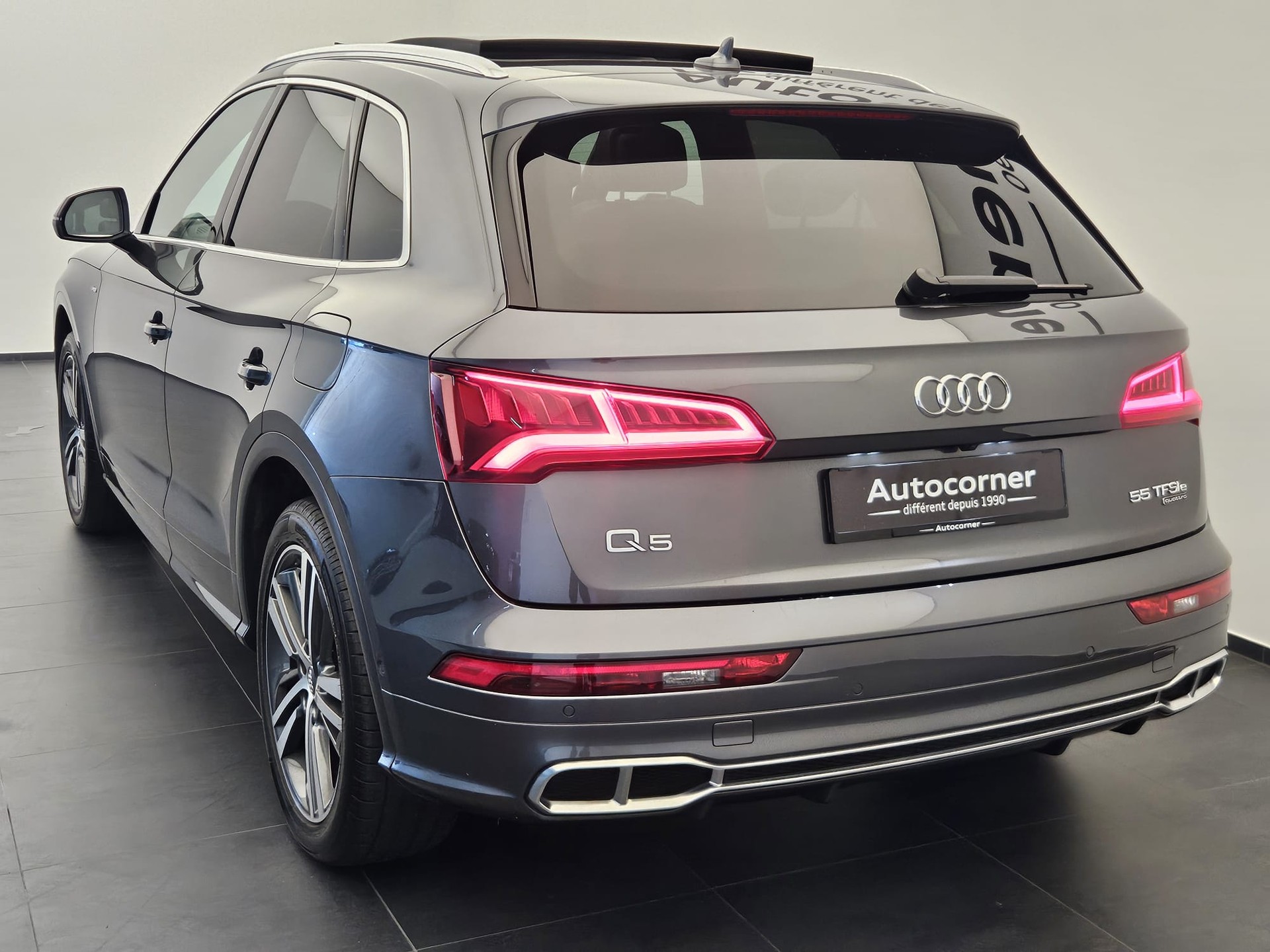 AUDI Q5 55 TFSI e sport quattro-image-8