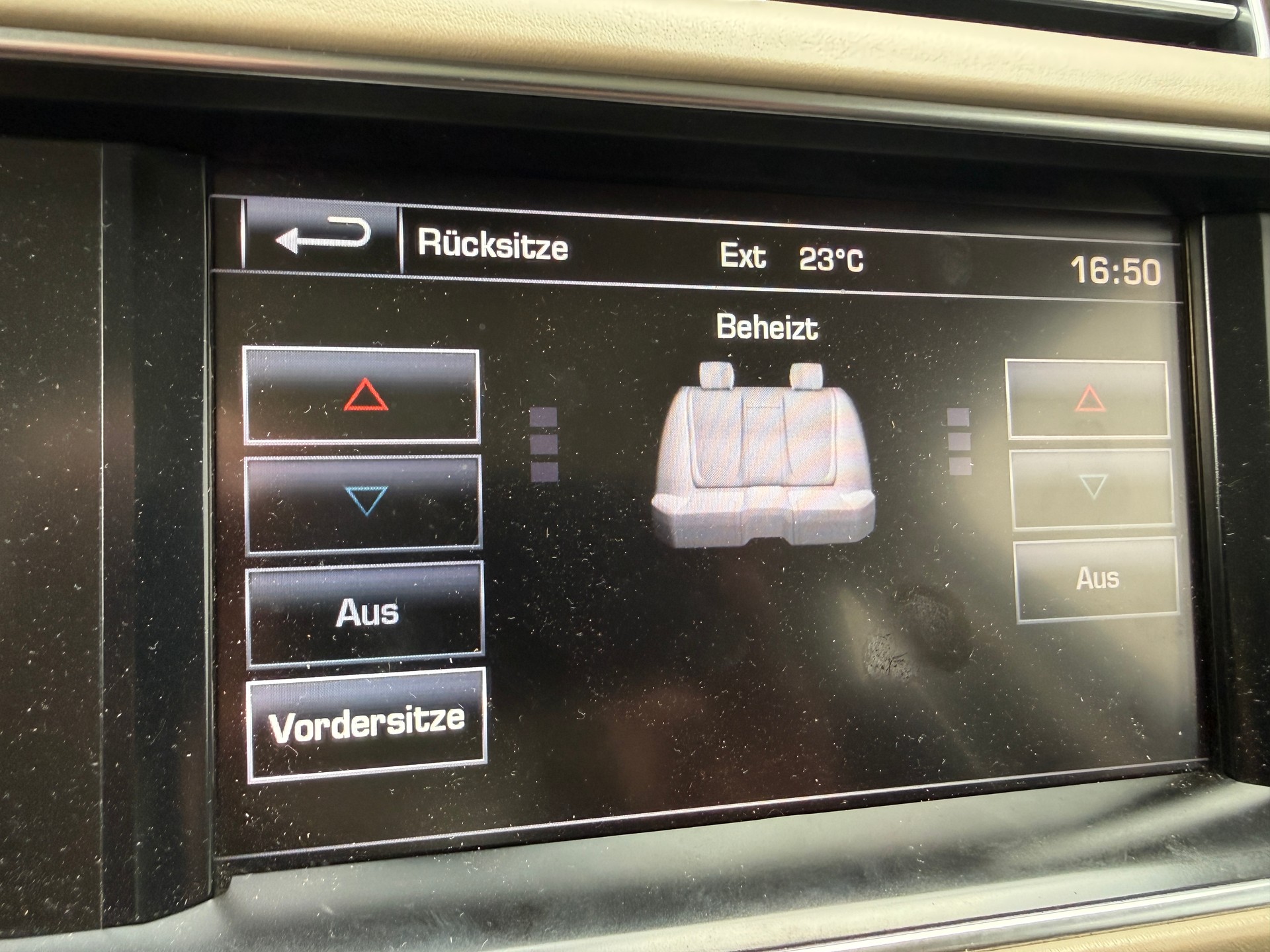 LAND ROVER Range Rover 3.0 TDV6 Vogue Automatic * FÜR EXPORT* AB PLATZ * 136'000 KM*-image-28