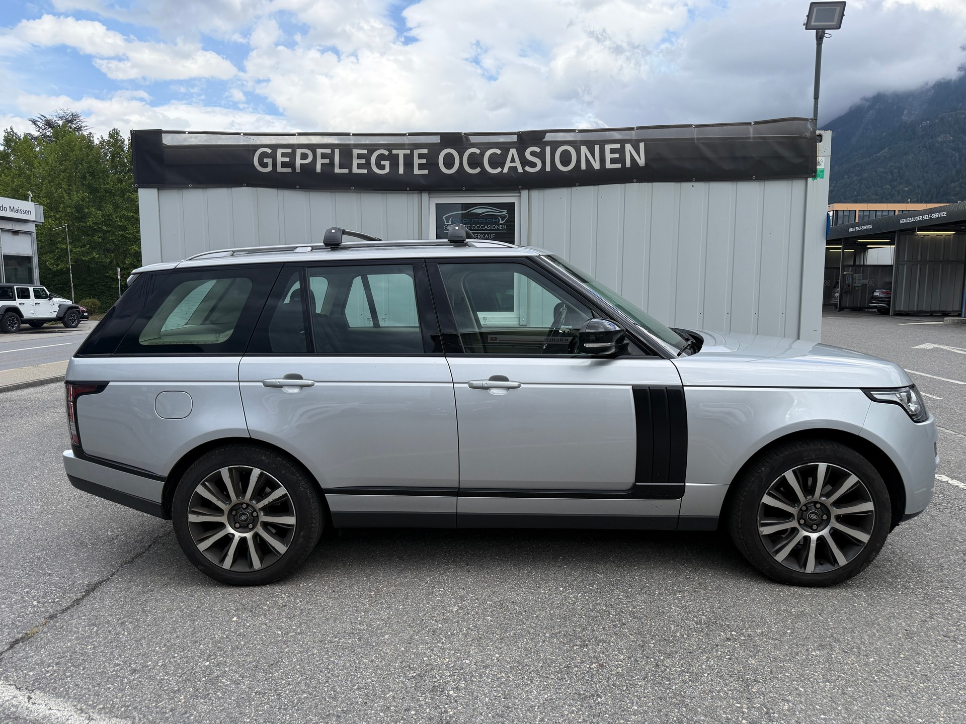 LAND ROVER Range Rover 3.0 TDV6 Vogue Automatic * FÜR EXPORT* AB PLATZ * 136'000 KM*-image-1