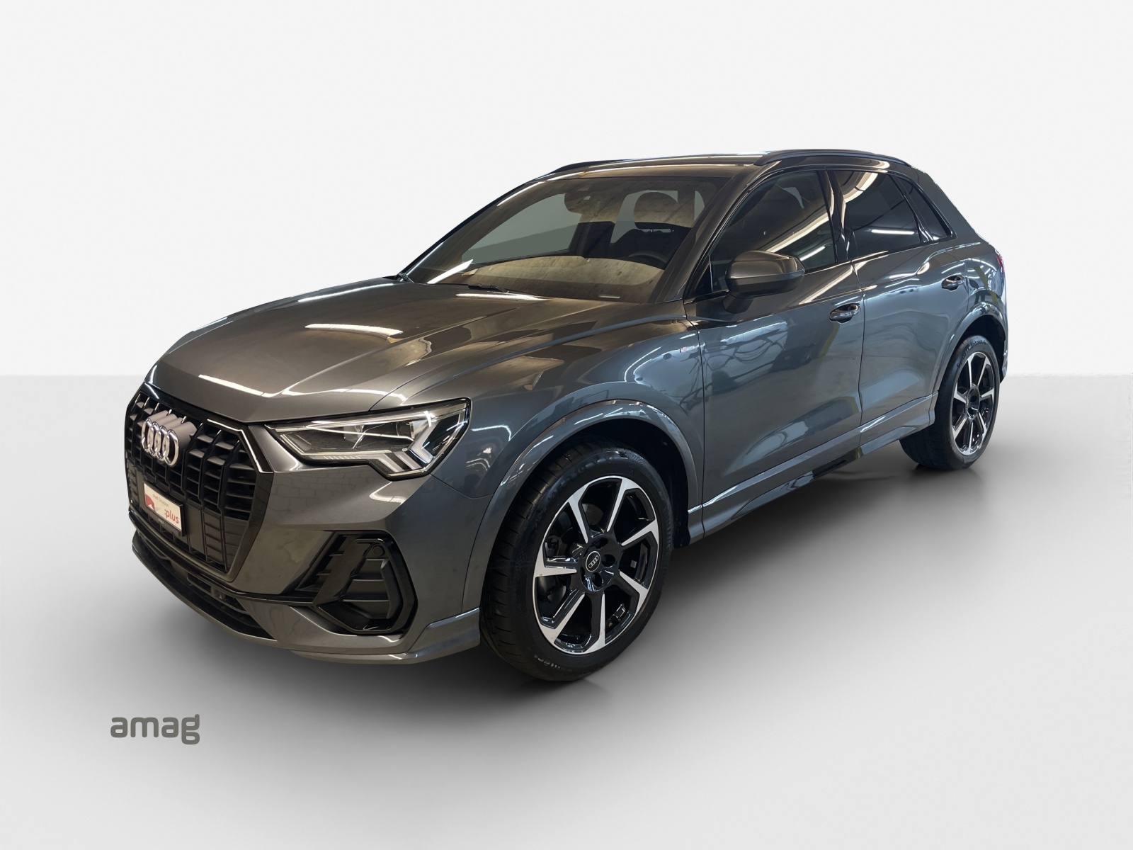 AUDI Q3 35 TFSI S line Attraction S-tronic-image-0