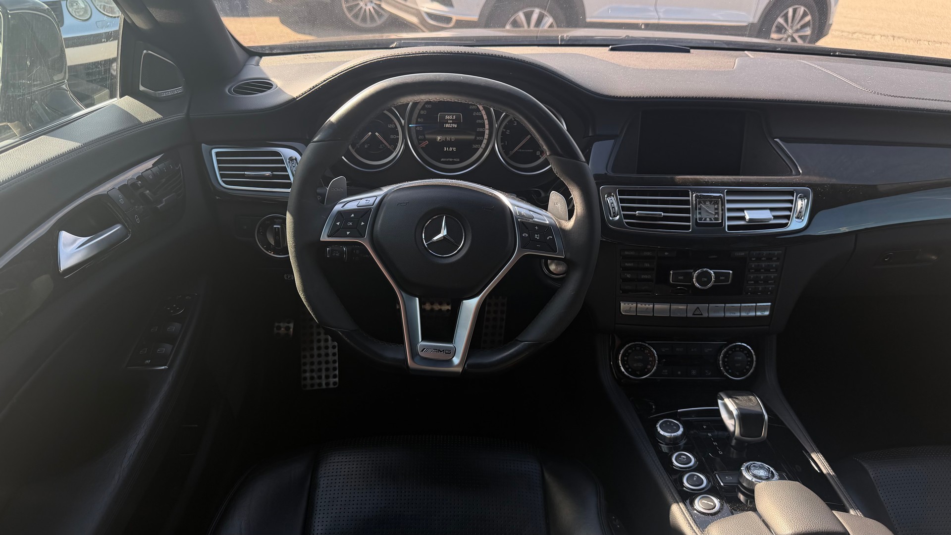 MERCEDES-BENZ CLS 63 AMG Speedshift MCT-image-9
