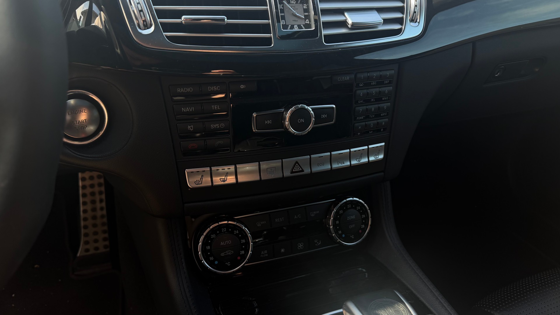 MERCEDES-BENZ CLS 63 AMG Speedshift MCT-image-13