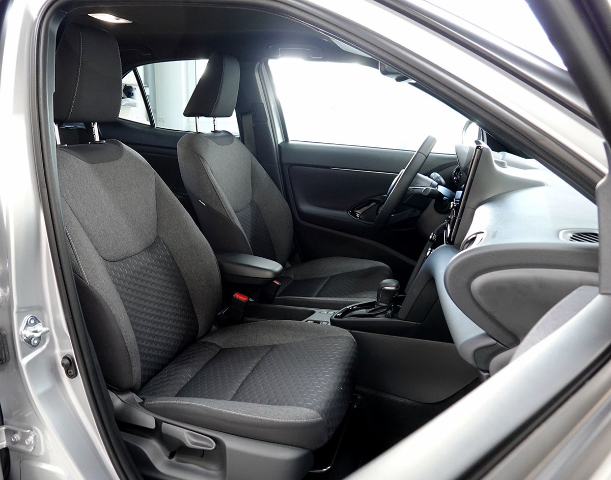 TOYOTA Yaris Cross 1.5 Trend e-CVT 130PS-showroom-element-3