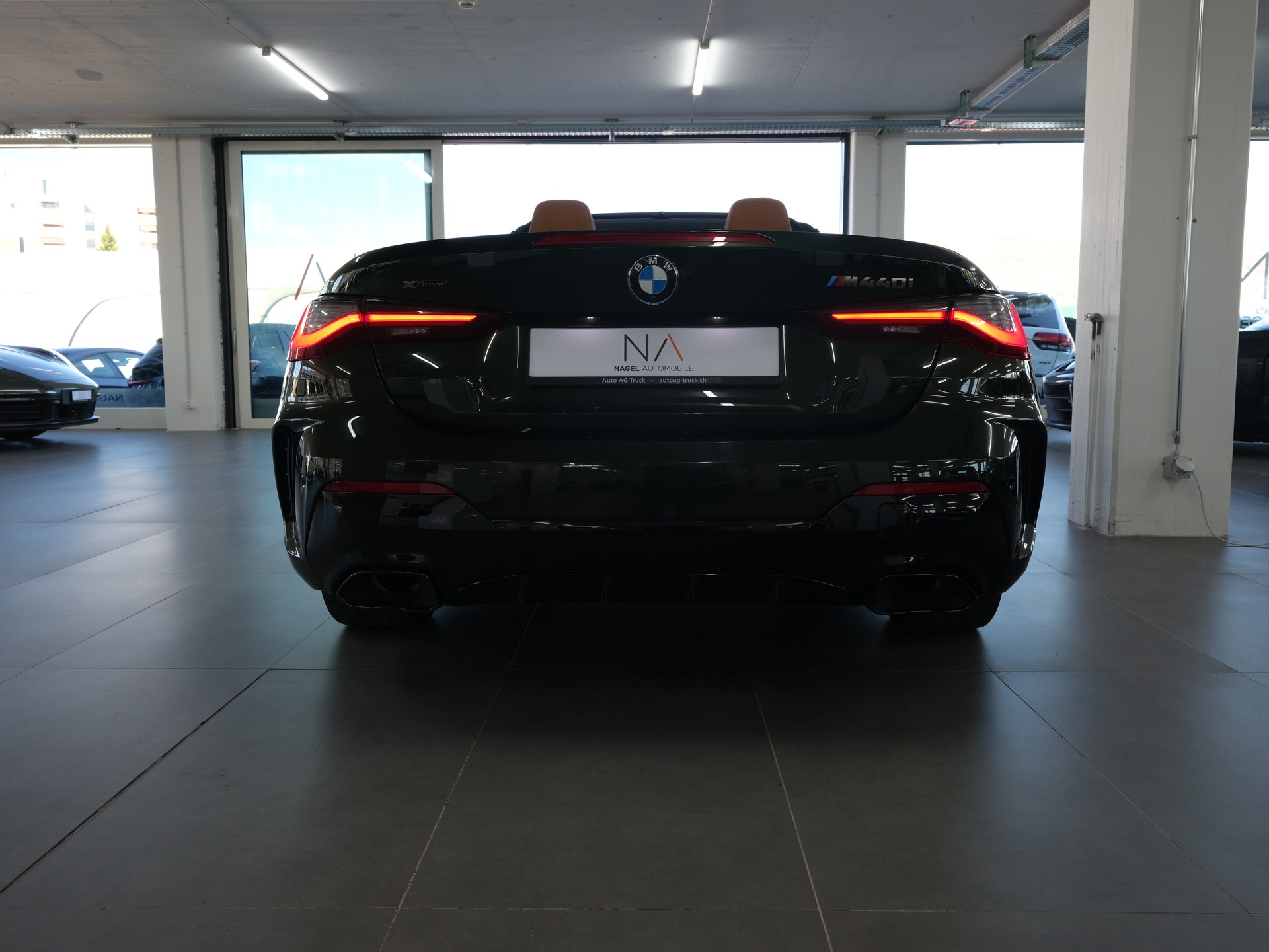BMW M440i xDrive 48V Cabriolet Steptronic *Sportabgassanlage* *360 Kamera* *Sonderlackierung*-image-4