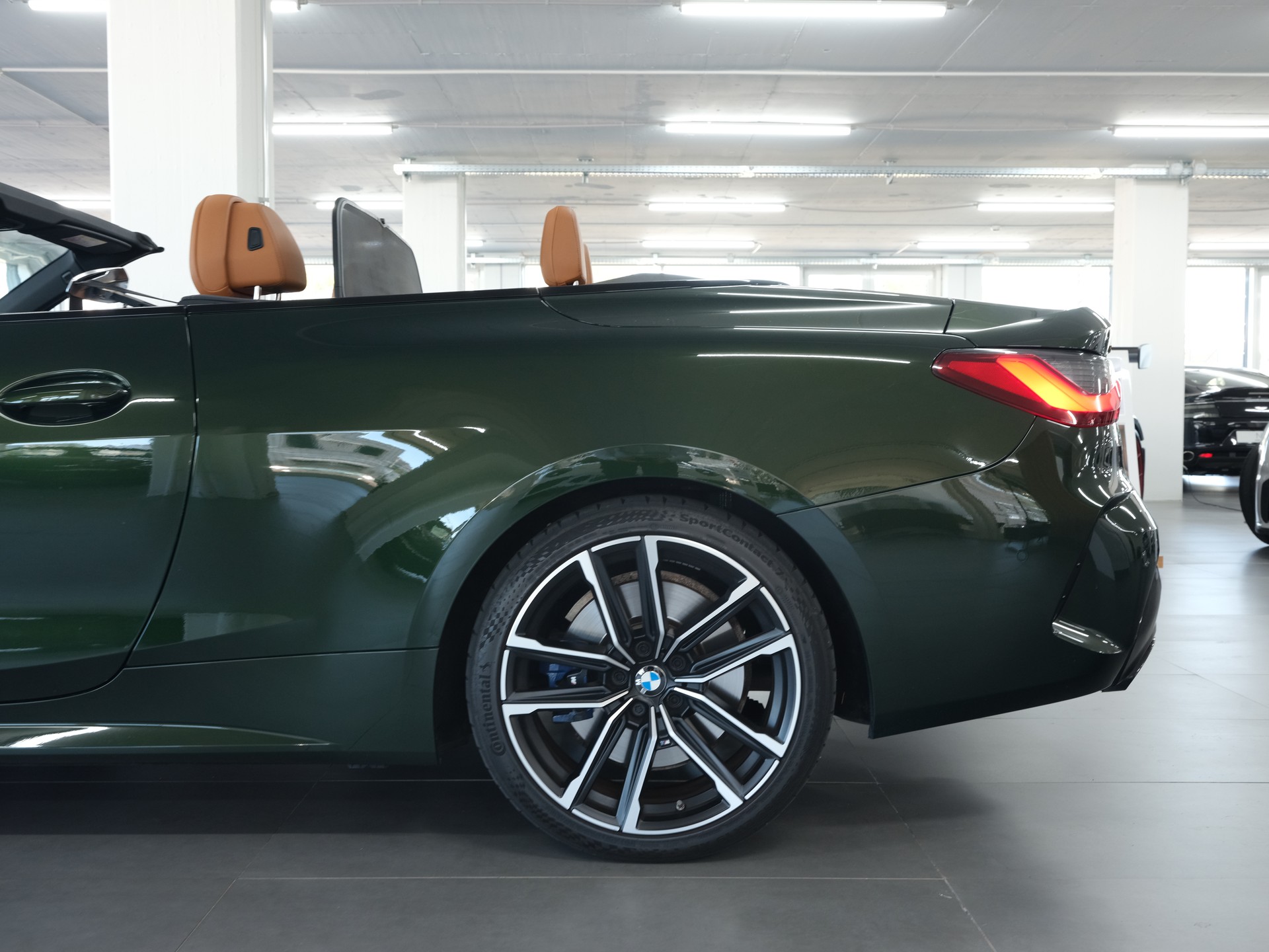 BMW M440i xDrive 48V Cabriolet Steptronic *Sportabgassanlage* *360 Kamera* *Sonderlackierung*-image-15