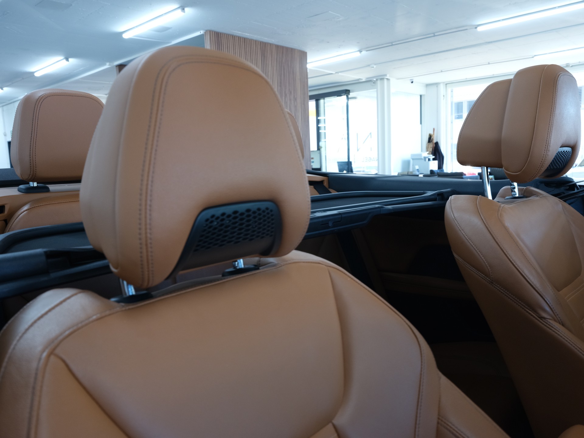 BMW M440i xDrive 48V Cabriolet Steptronic *Sportabgassanlage* *360 Kamera* *Sonderlackierung*-image-29