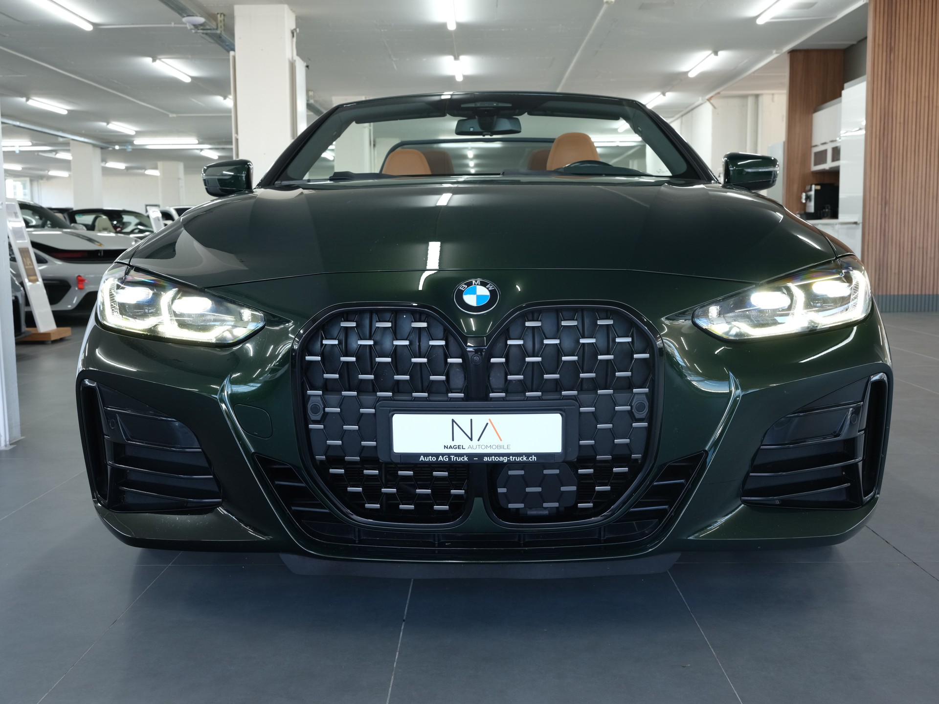 BMW M440i xDrive 48V Cabriolet Steptronic *Sportabgassanlage* *360 Kamera* *Sonderlackierung*-image-8
