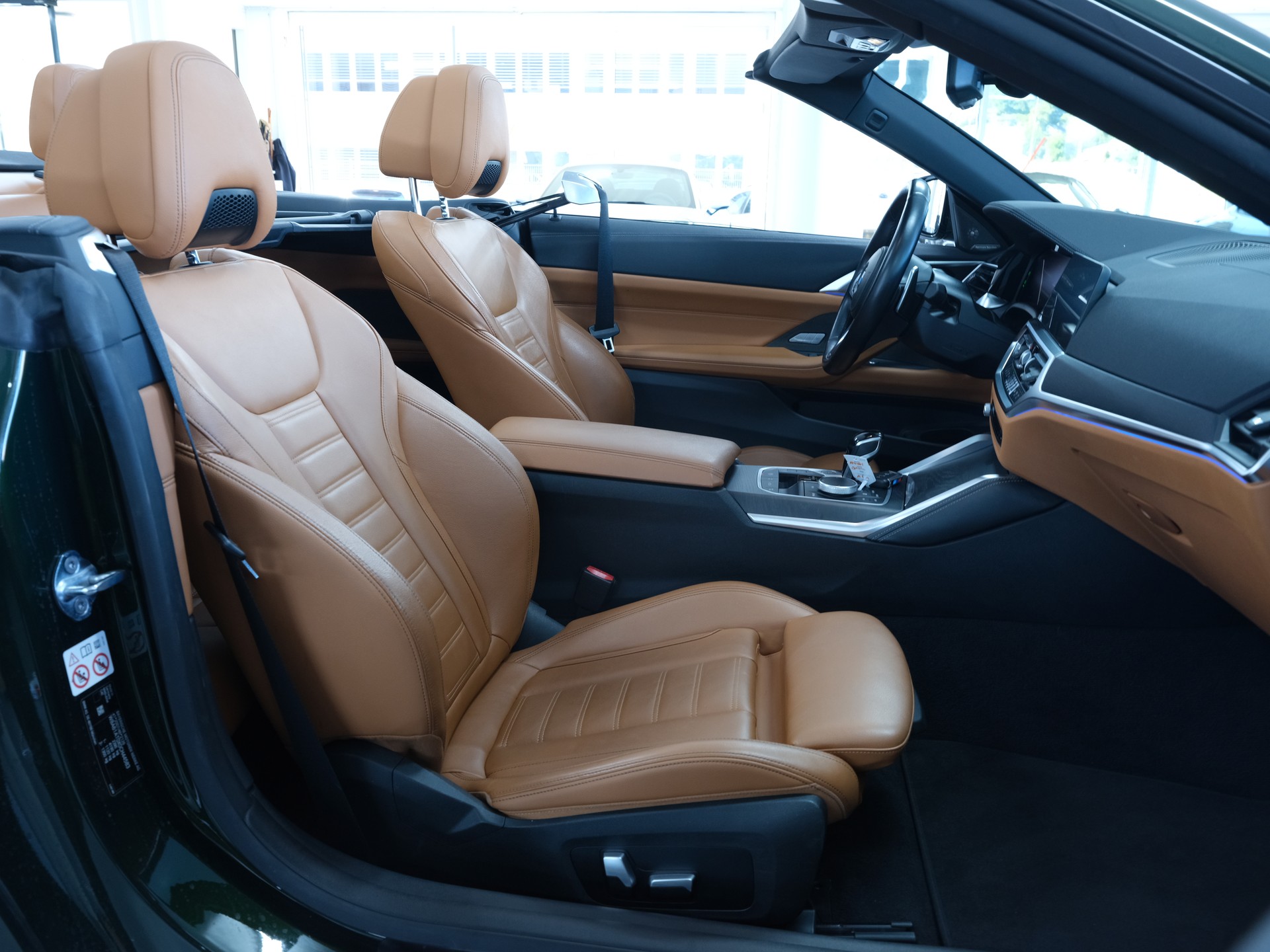 BMW M440i xDrive 48V Cabriolet Steptronic *Sportabgassanlage* *360 Kamera* *Sonderlackierung*-image-28