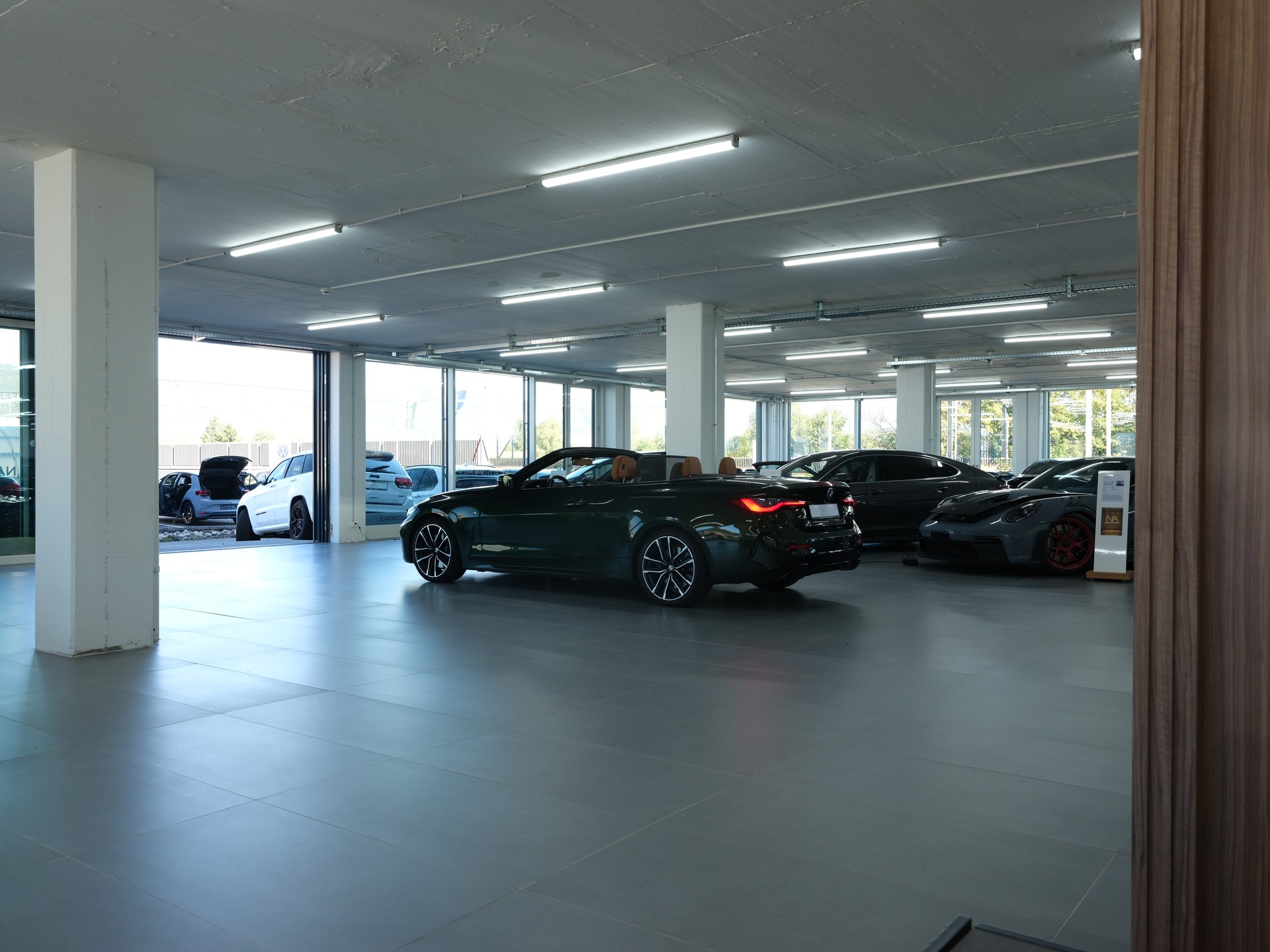 BMW M440i xDrive 48V Cabriolet Steptronic *Sportabgassanlage* *360 Kamera* *Sonderlackierung*-image-18