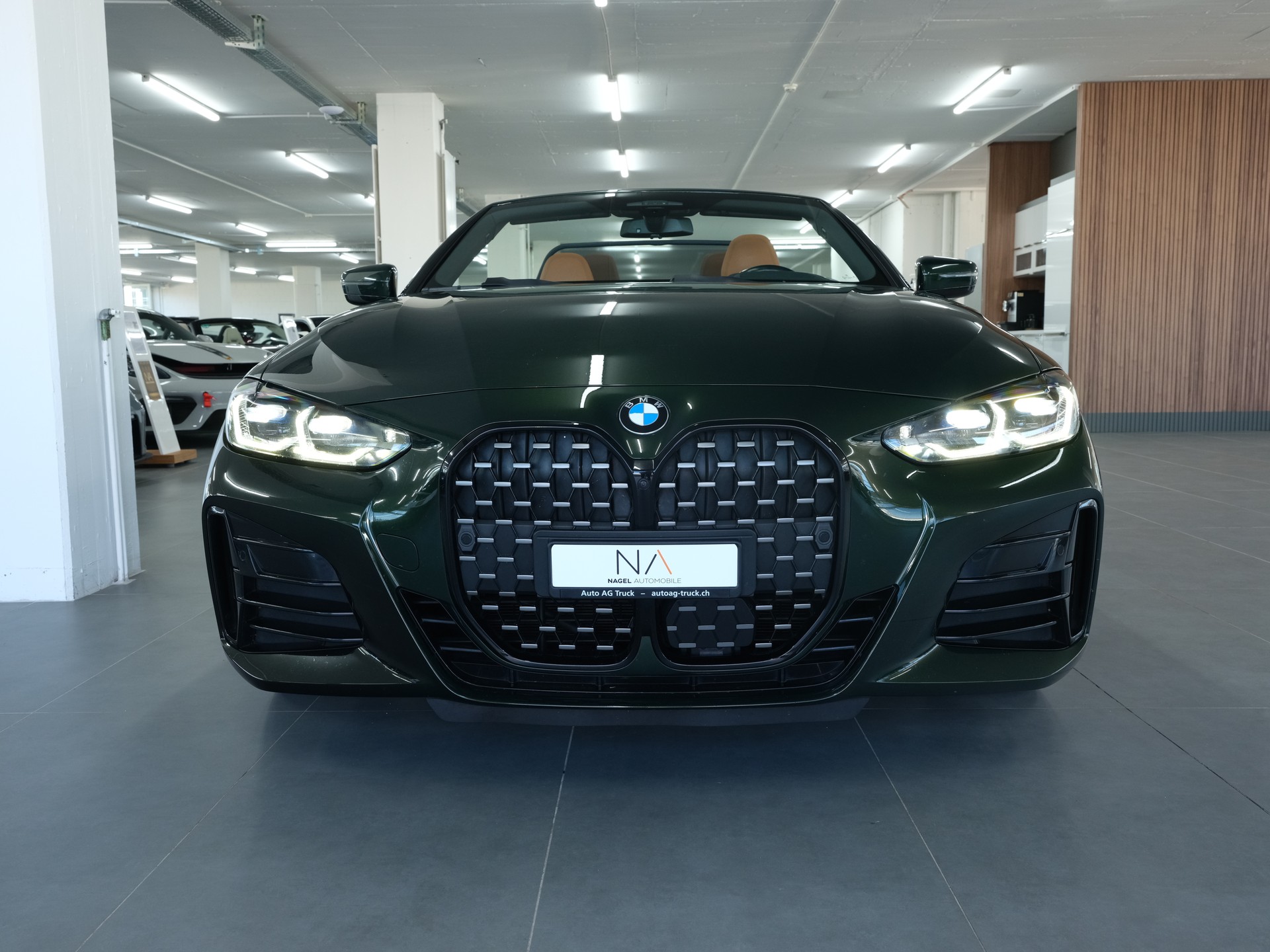 BMW M440i xDrive 48V Cabriolet Steptronic *Sportabgassanlage* *360 Kamera* *Sonderlackierung*-image-9