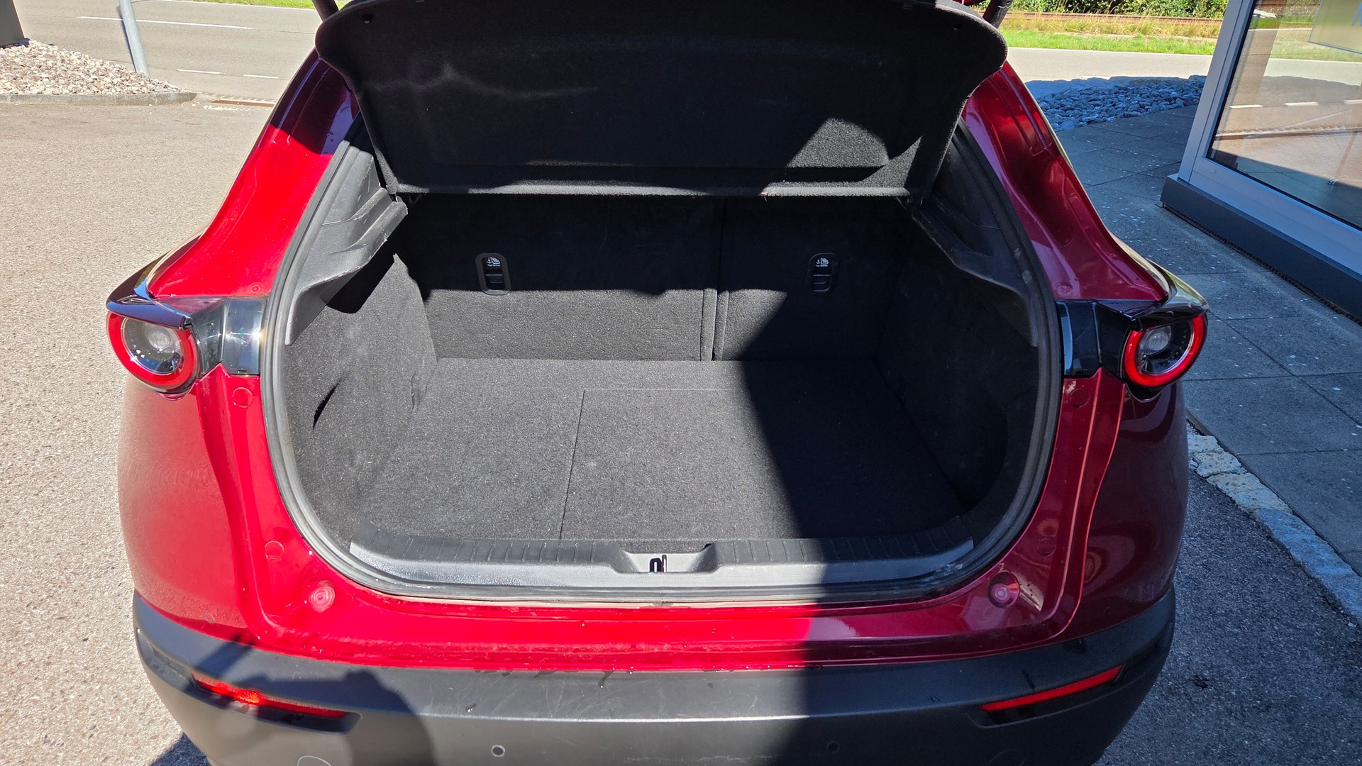 MAZDA CX-30 SKYACTIV-X 186 M Hybrid Homura FWD AT-image-9