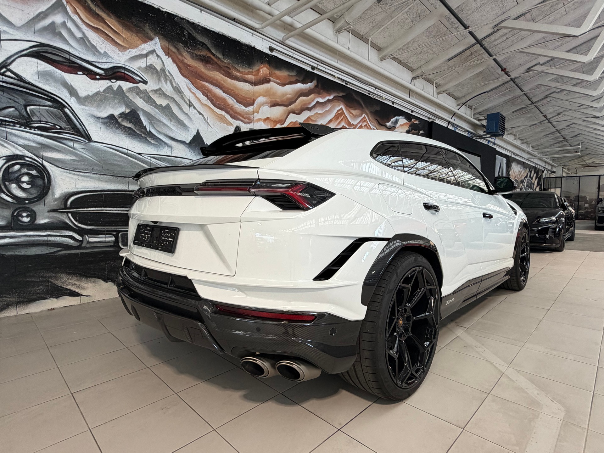 LAMBORGHINI Urus Performante-image-1