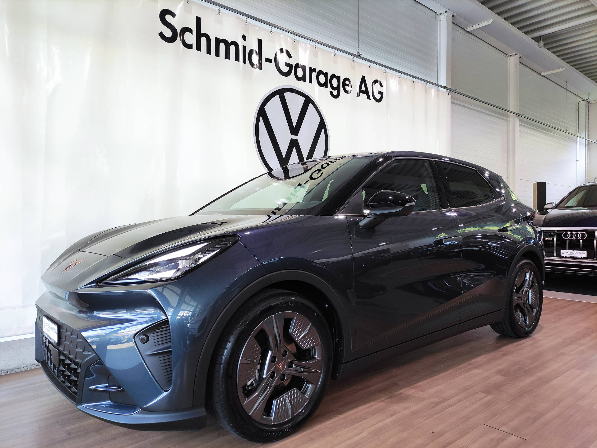 CUPRA Raval Endurance 52kWh-showroom-element-1
