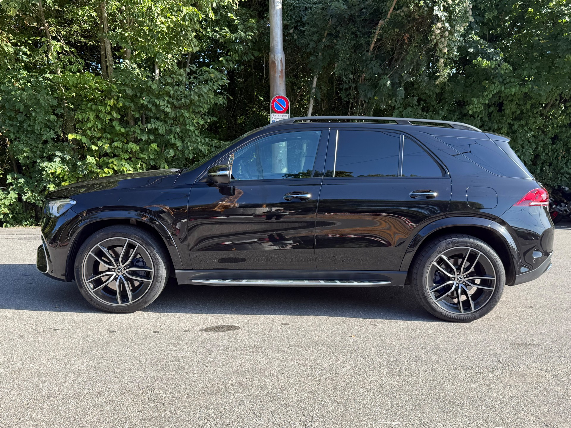 MERCEDES-BENZ GLE 350 de 4Matic AMG Line 9G-Tronic-image-4