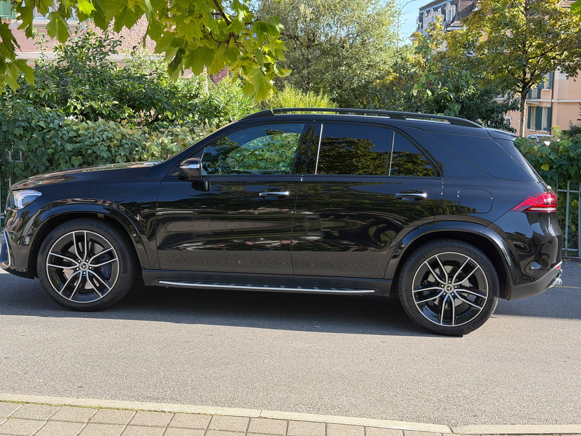 MERCEDES-BENZ GLE 350 de 4Matic AMG Line 9G-Tronic-image-7