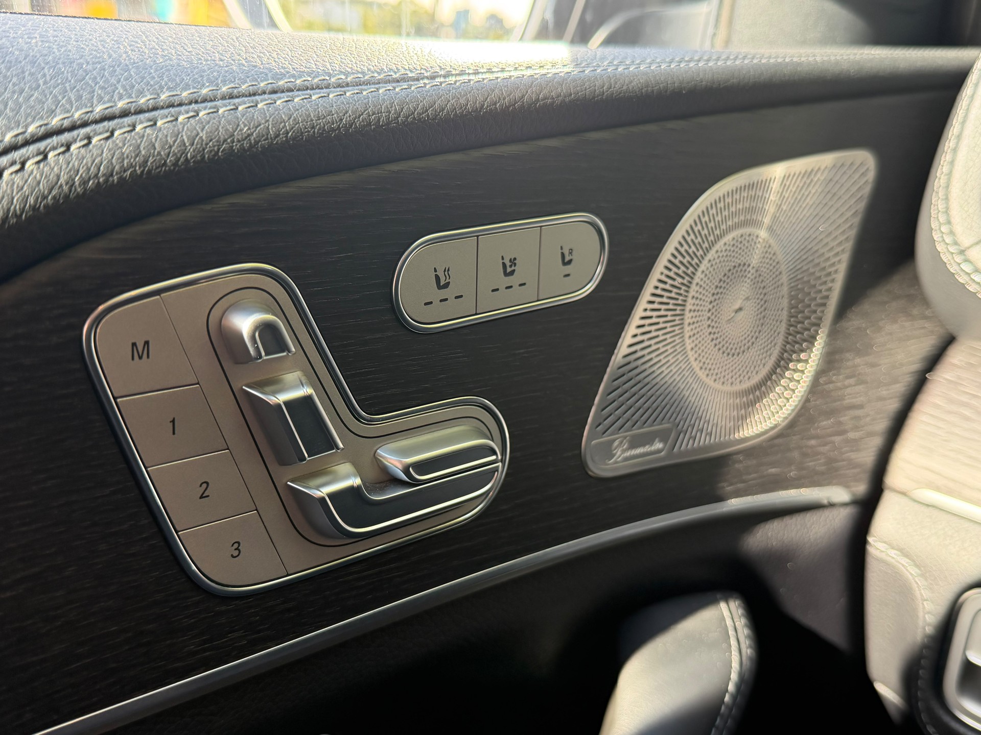MERCEDES-BENZ GLE 350 de 4Matic AMG Line 9G-Tronic-image-2