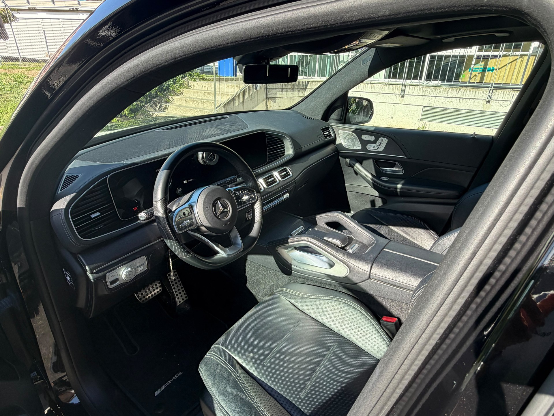 MERCEDES-BENZ GLE 350 de 4Matic AMG Line 9G-Tronic-image-11