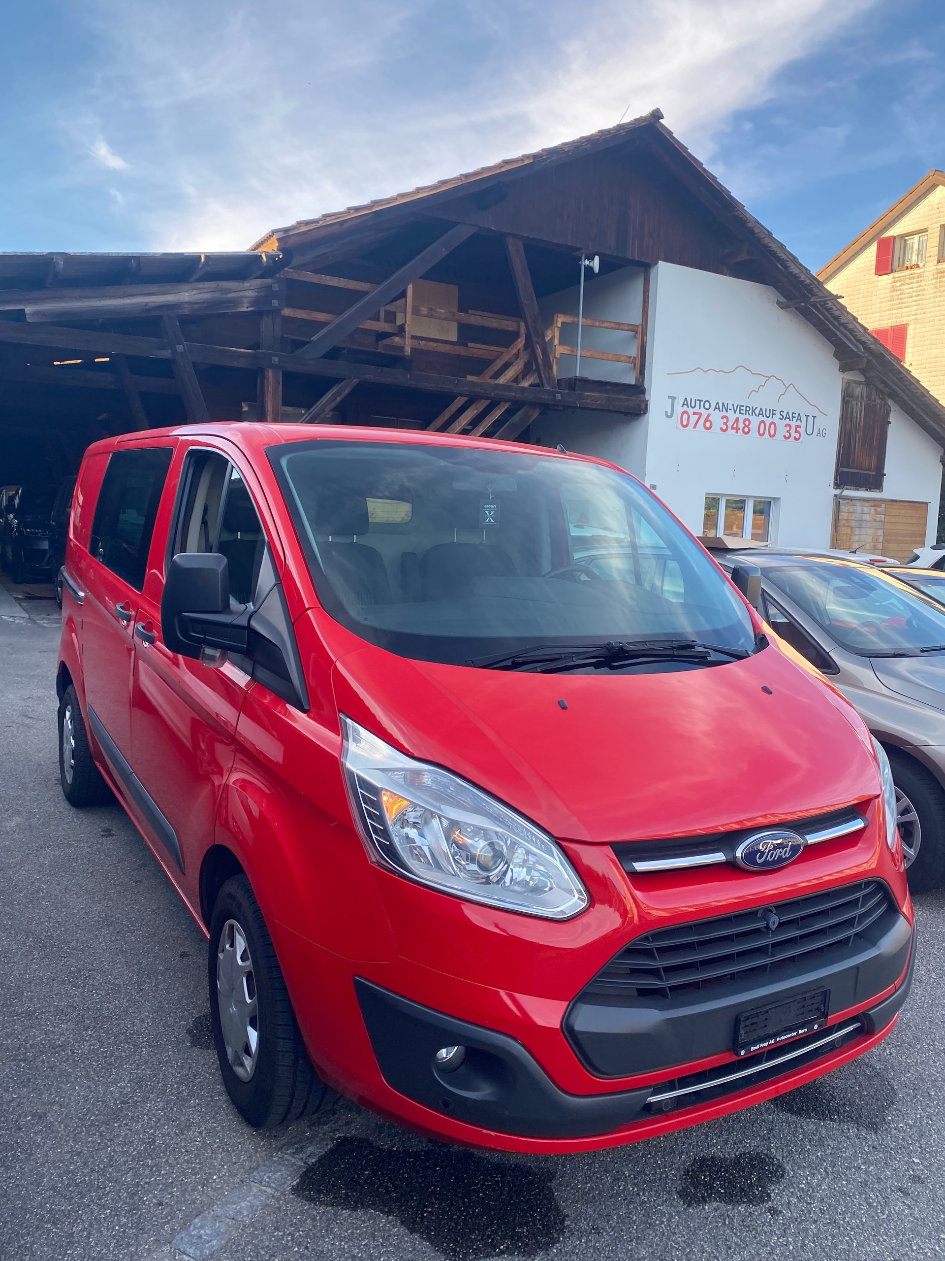 FORD Transit Custom Van 290 L1H1 Ambiente-image-1