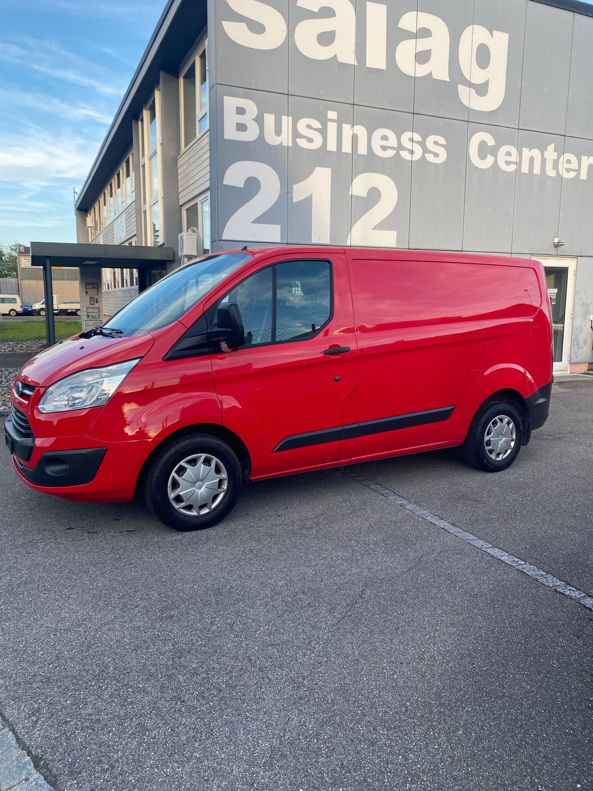 FORD Transit Custom Van 290 L1H1 Ambiente-image-2