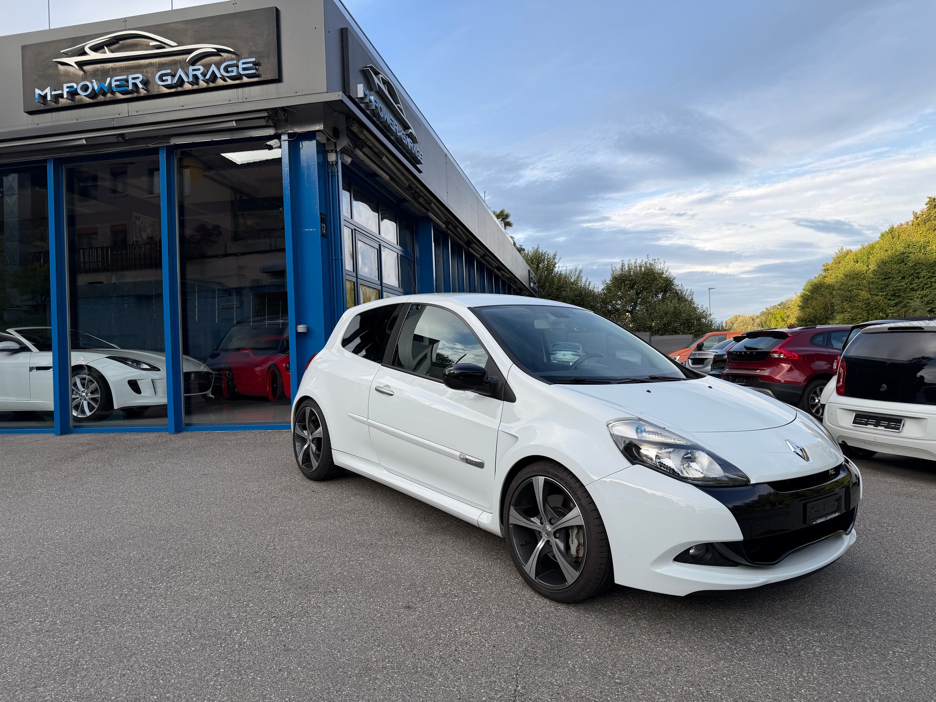 RENAULT Clio 2.0 16V RS (Sport)-image-1