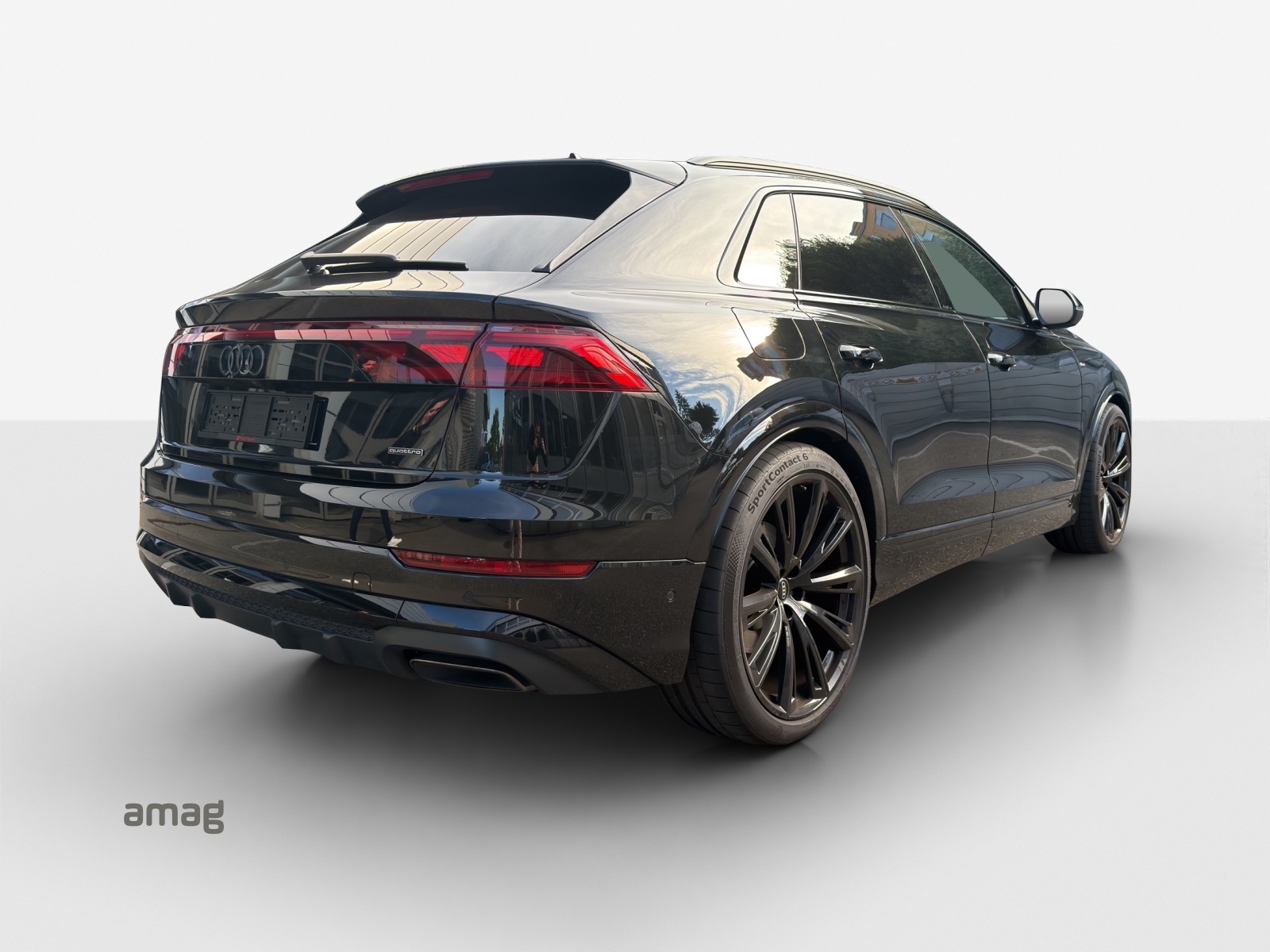 AUDI Q8 SUV TFSI e quattro 290 kW Attraction tiptronic-image-4