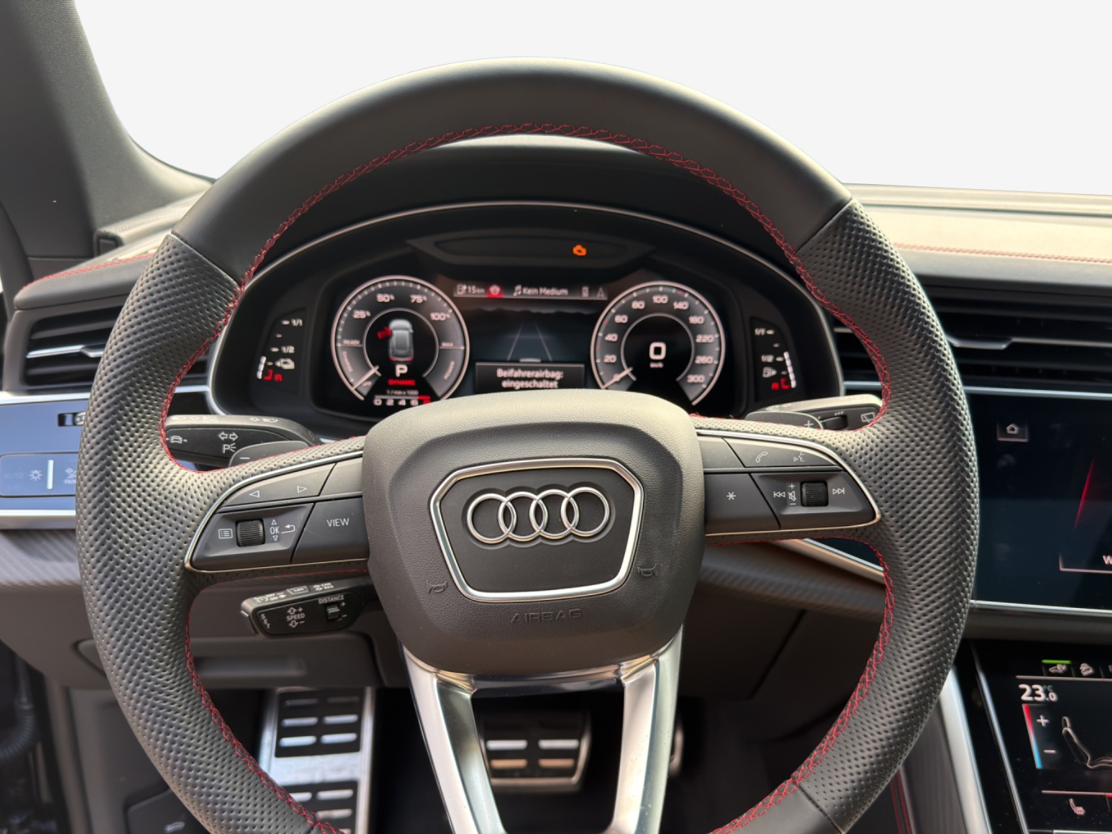 AUDI Q8 SUV TFSI e quattro 290 kW Attraction tiptronic-image-9