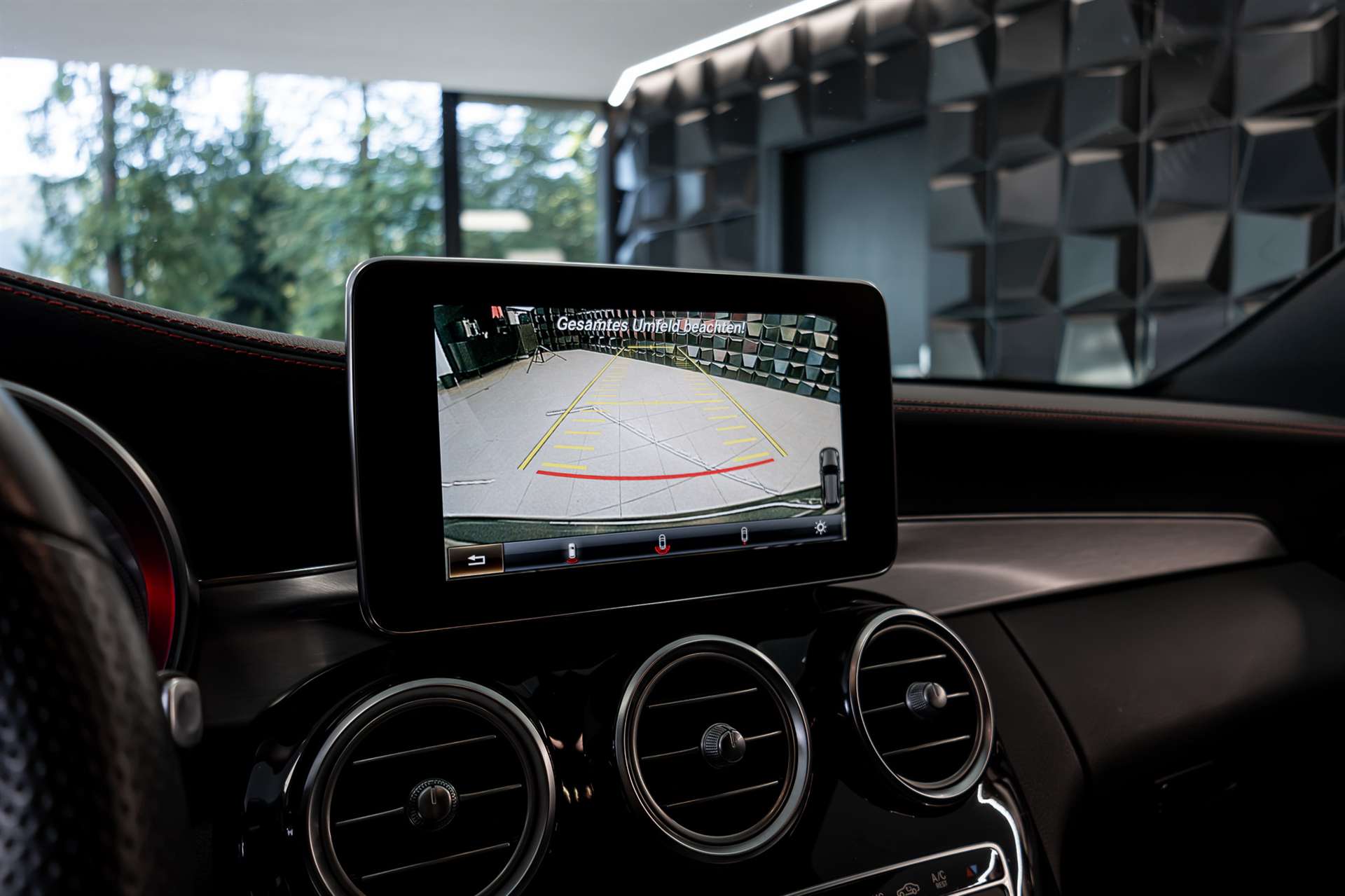 MERCEDES-BENZ C 43 AMG 4Matic 9G-Tronic-image-17