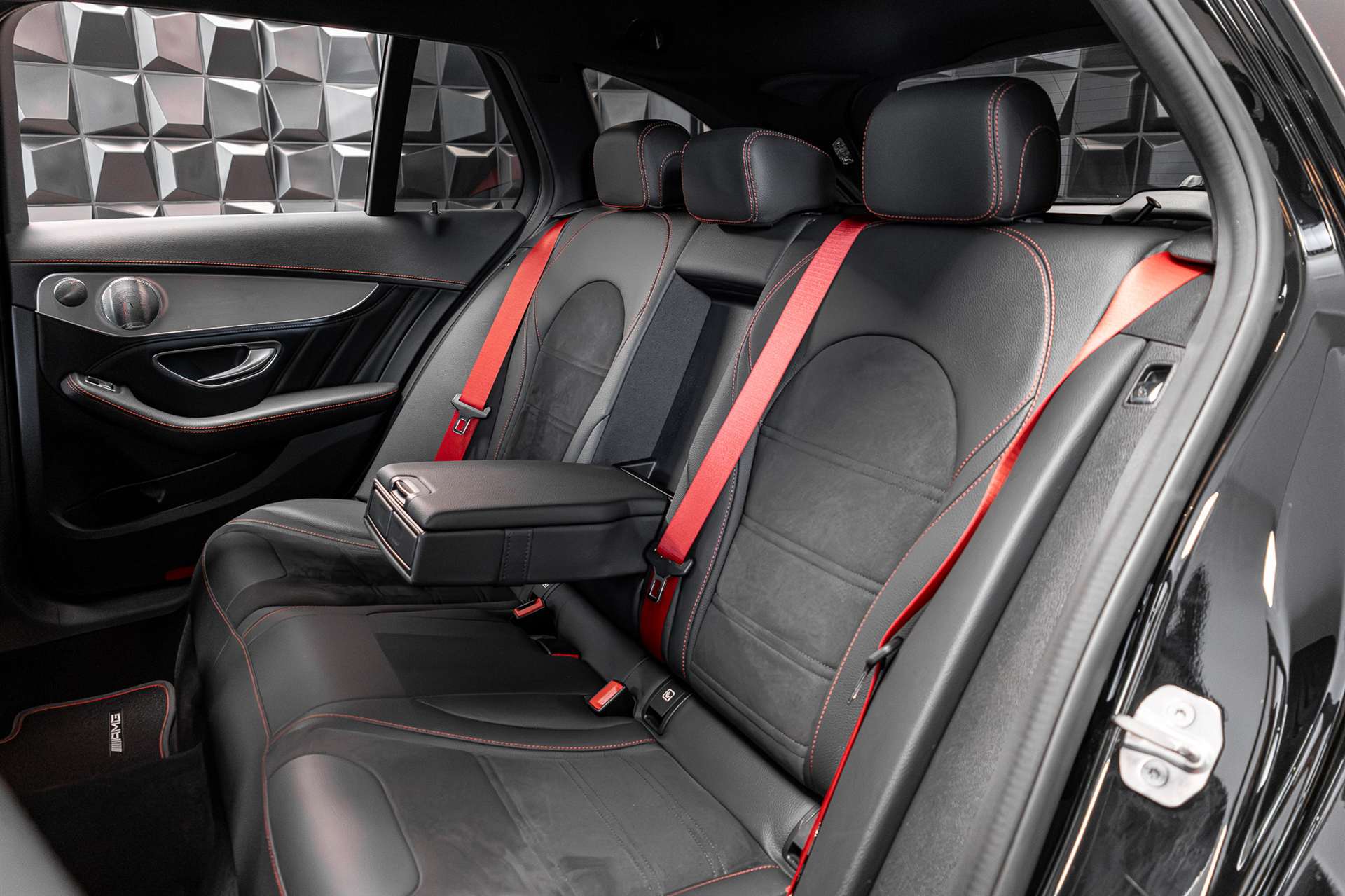 MERCEDES-BENZ C 43 AMG 4Matic 9G-Tronic-image-22