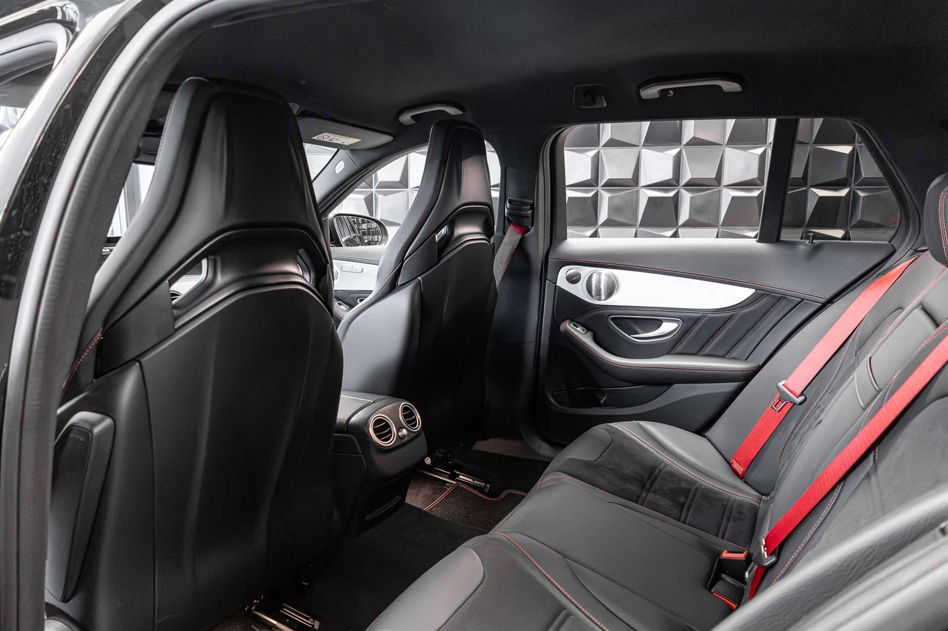 MERCEDES-BENZ C 43 AMG 4Matic 9G-Tronic-image-21