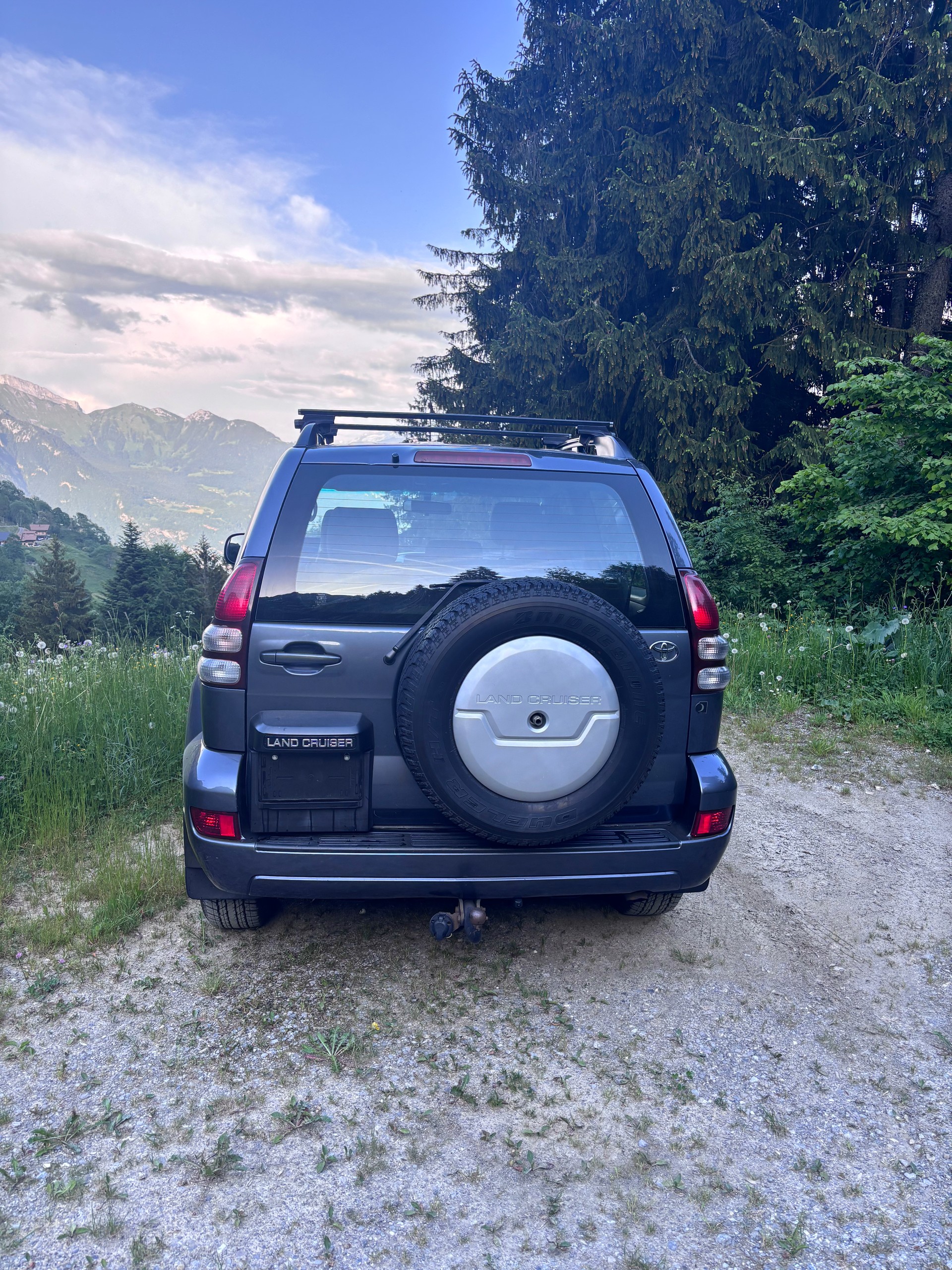 TOYOTA Land Cruiser 3.0 TD Linea Luna-image-3