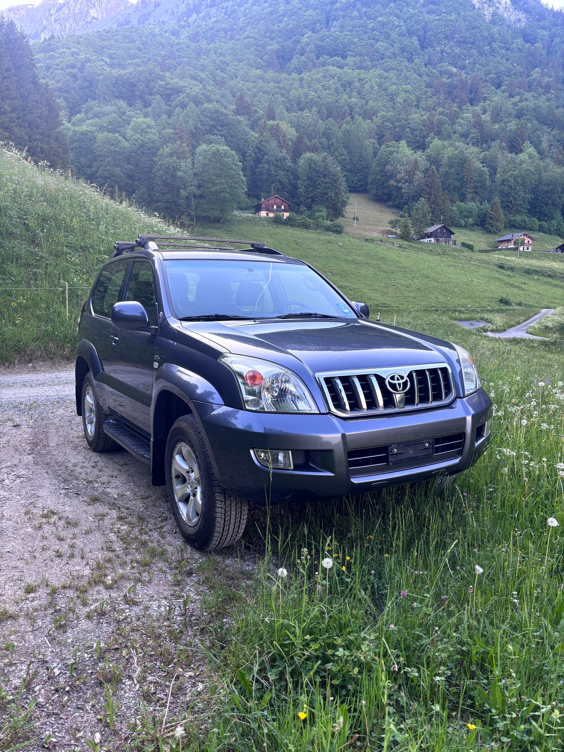 TOYOTA Land Cruiser 3.0 TD Linea Luna-image-0