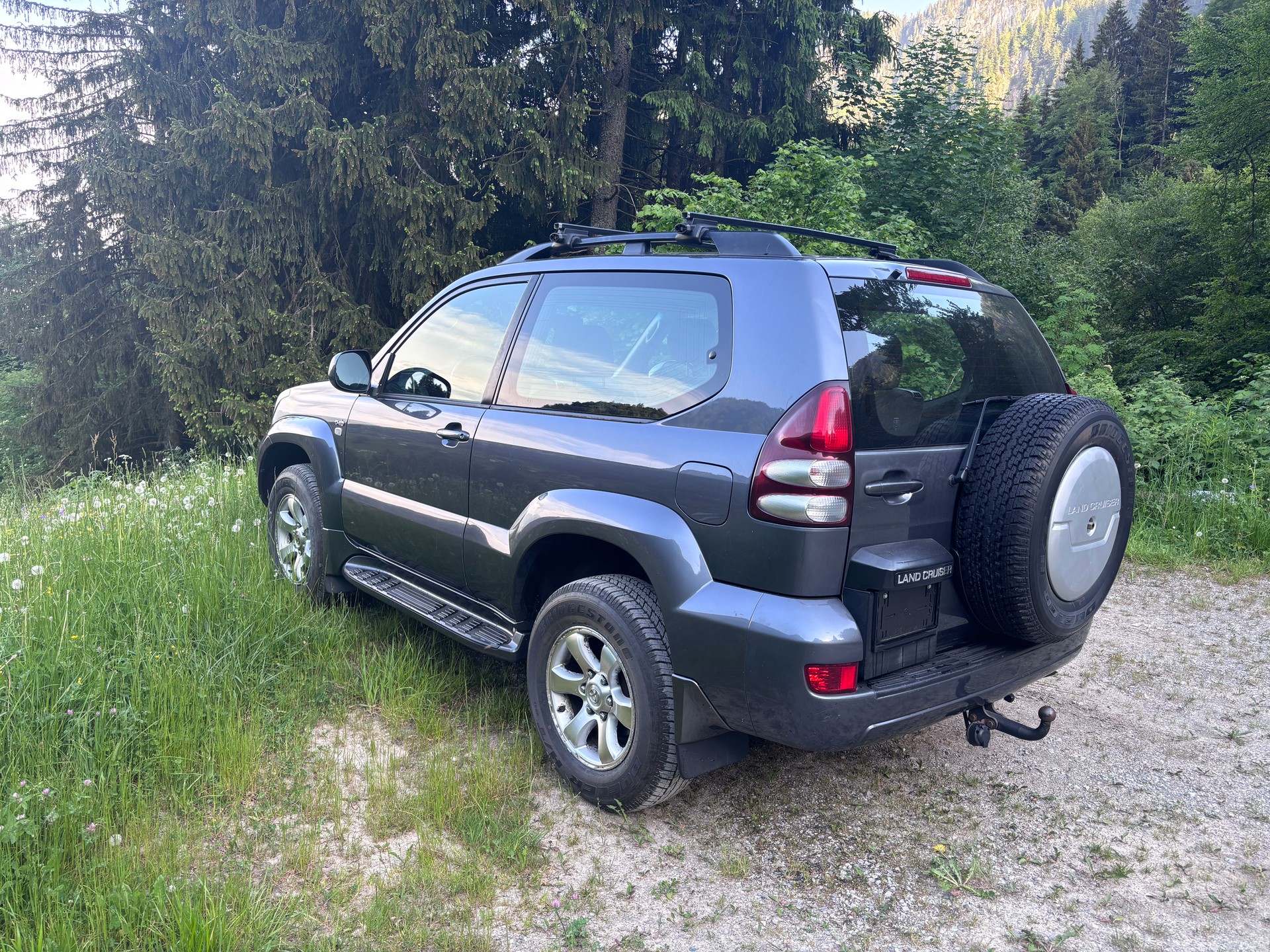 TOYOTA Land Cruiser 3.0 TD Linea Luna-image-2