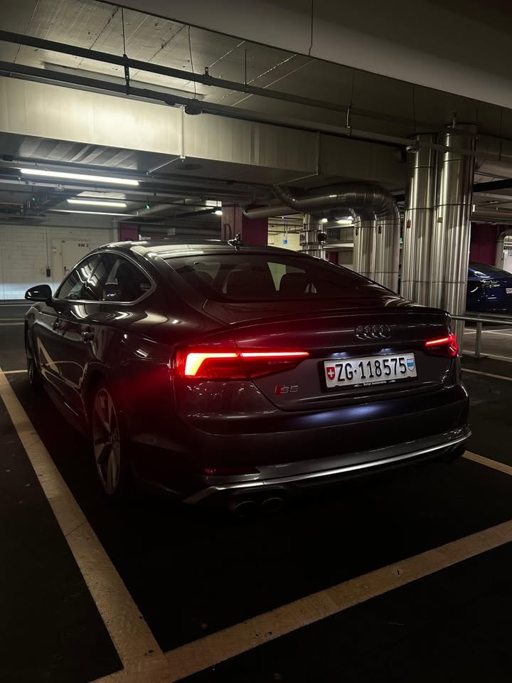 AUDI 3.0 V6 TFSI quattro T-Tronic-image-1