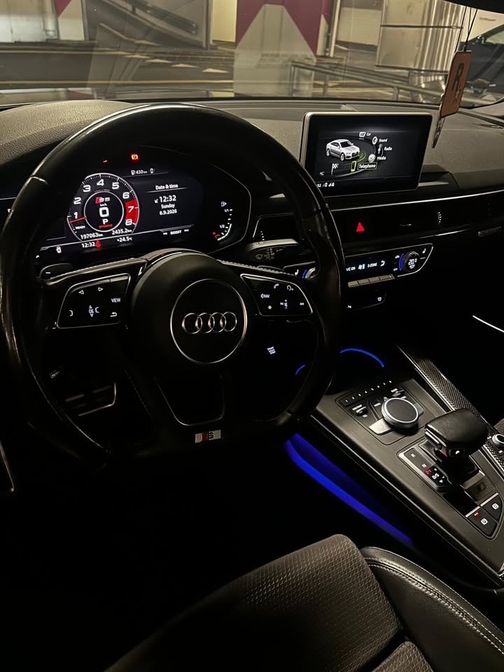 AUDI 3.0 V6 TFSI quattro T-Tronic-image-3