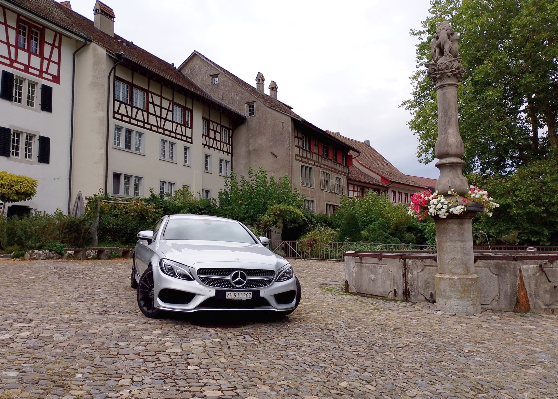 MERCEDES-BENZ C 220 DCoupe-image-3