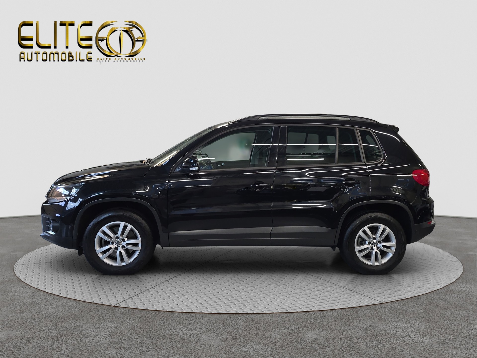 VW Tiguan 2.0 TDI BlueMotion Trend&Fun 4Motion DSG-image-4