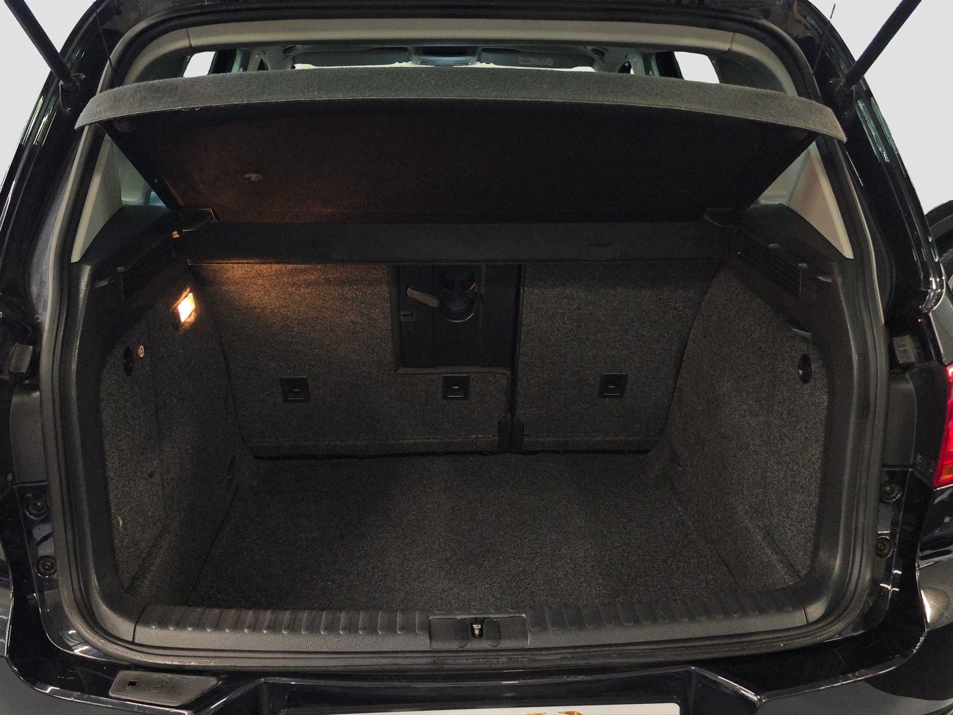 VW Tiguan 2.0 TDI BlueMotion Trend&Fun 4Motion DSG-image-8