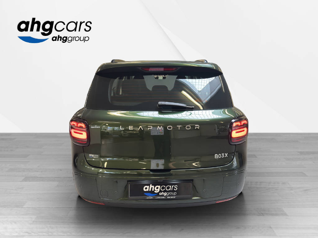 LEAPMOTOR B03X EV-image-3