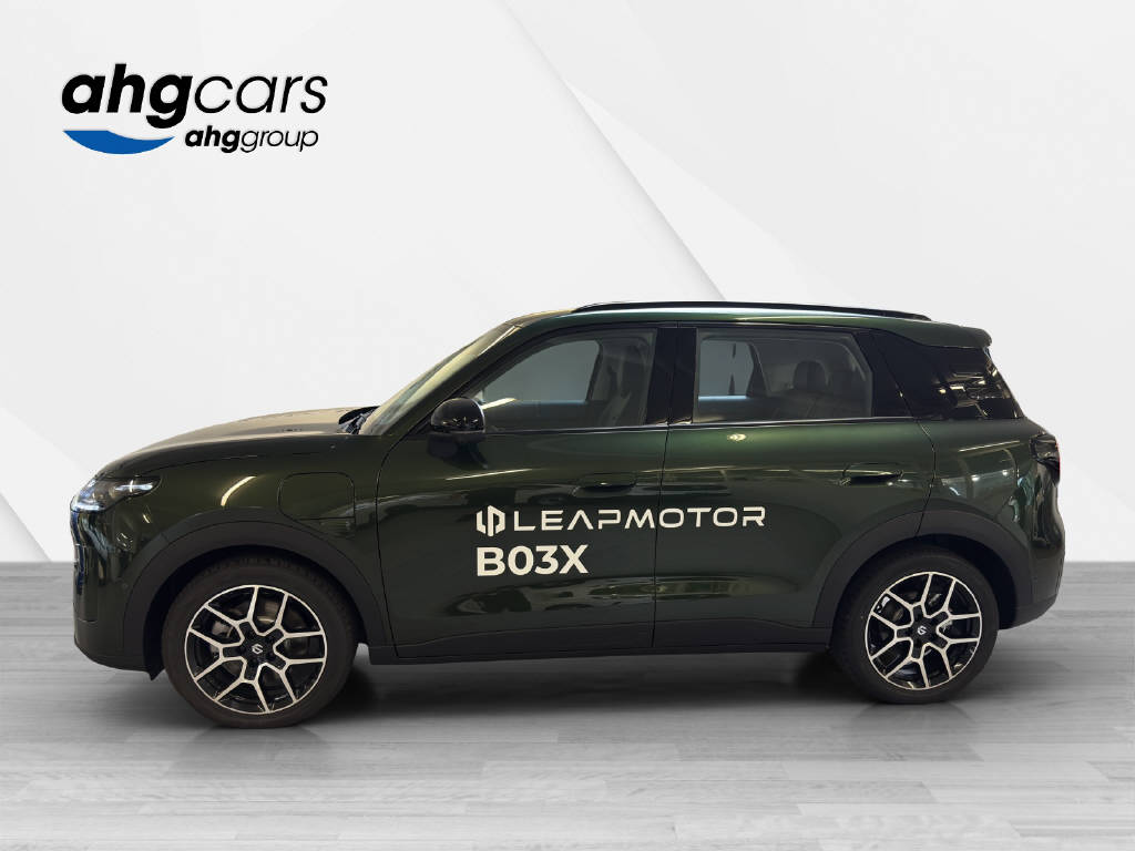 LEAPMOTOR B03X EV-image-1