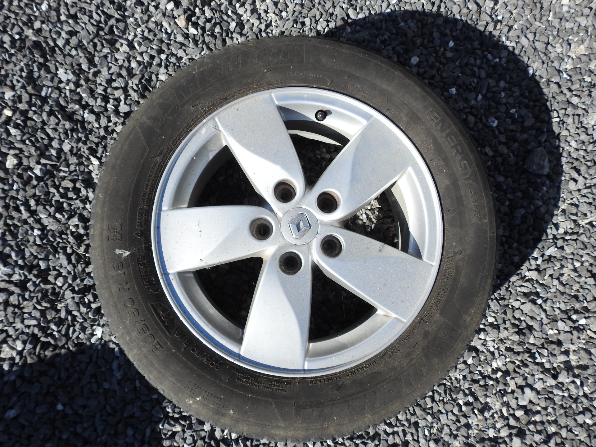 RENAULT Scénic 2.0 16V Dynamique X-Tronic CVT-image-29