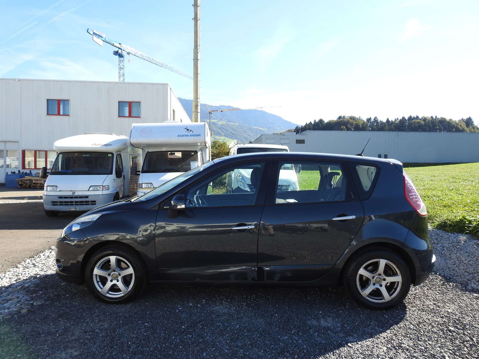 RENAULT Scénic 2.0 16V Dynamique X-Tronic CVT-image-2