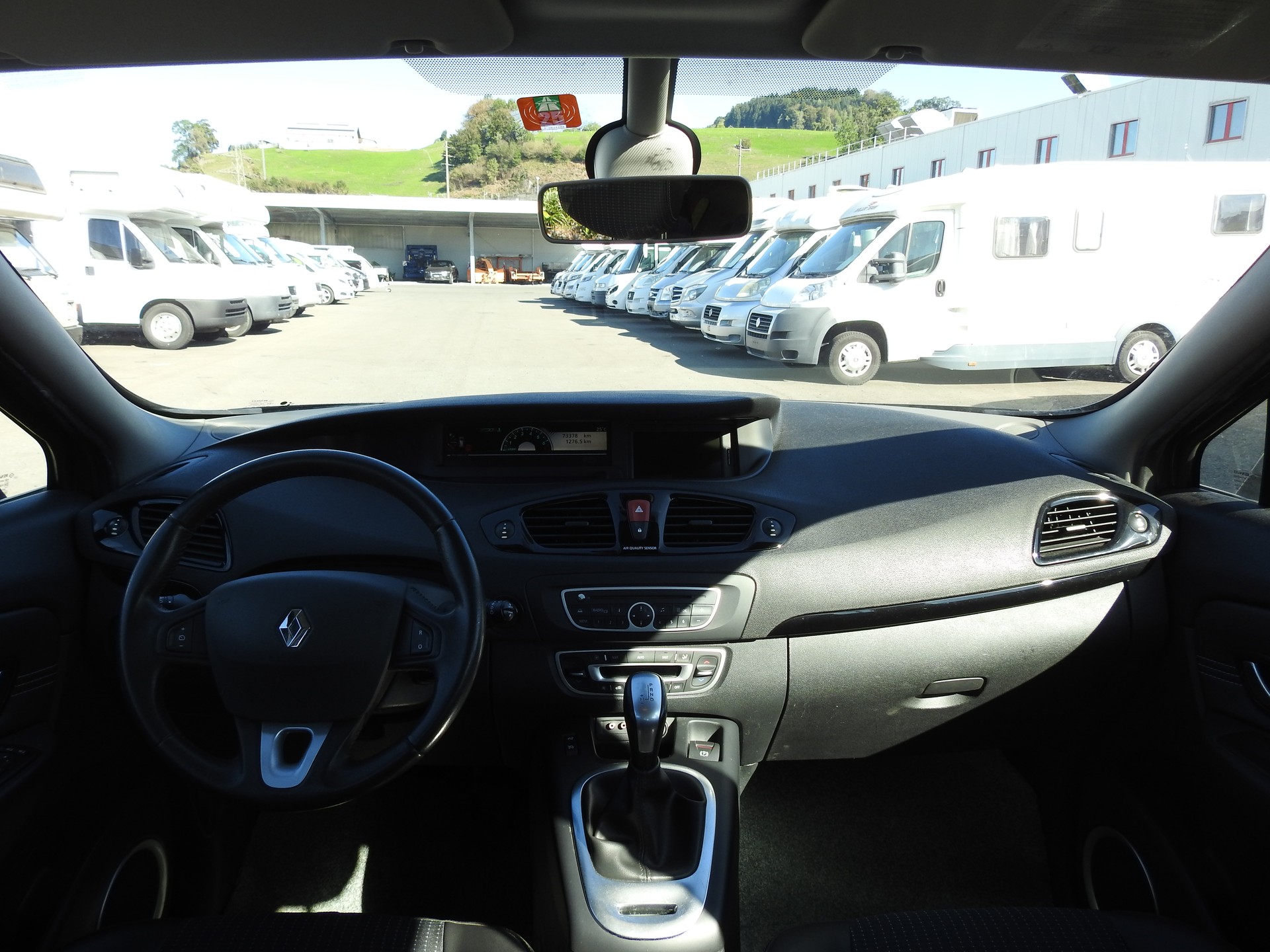 RENAULT Scénic 2.0 16V Dynamique X-Tronic CVT-image-15