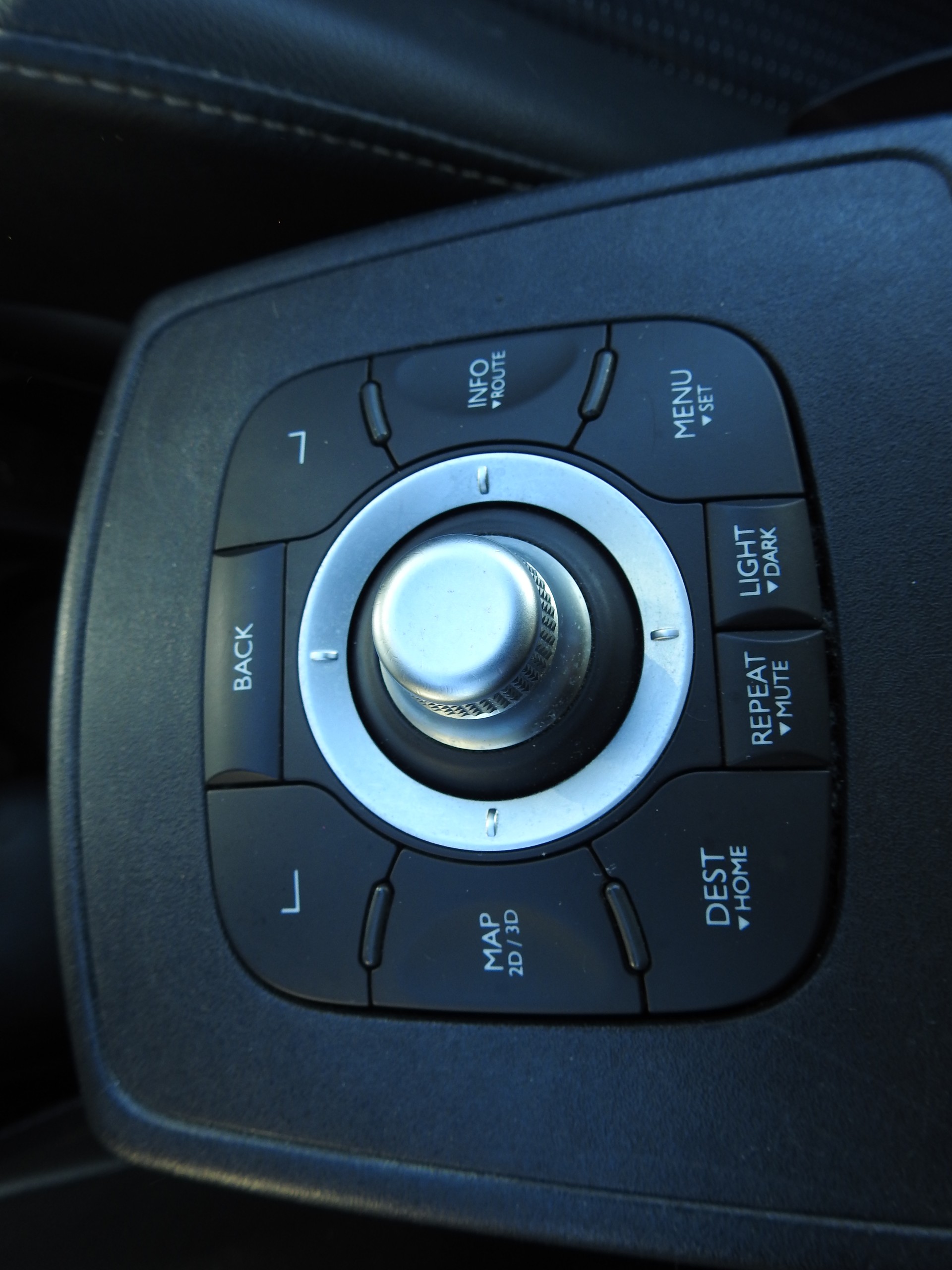 RENAULT Scénic 2.0 16V Dynamique X-Tronic CVT-image-20
