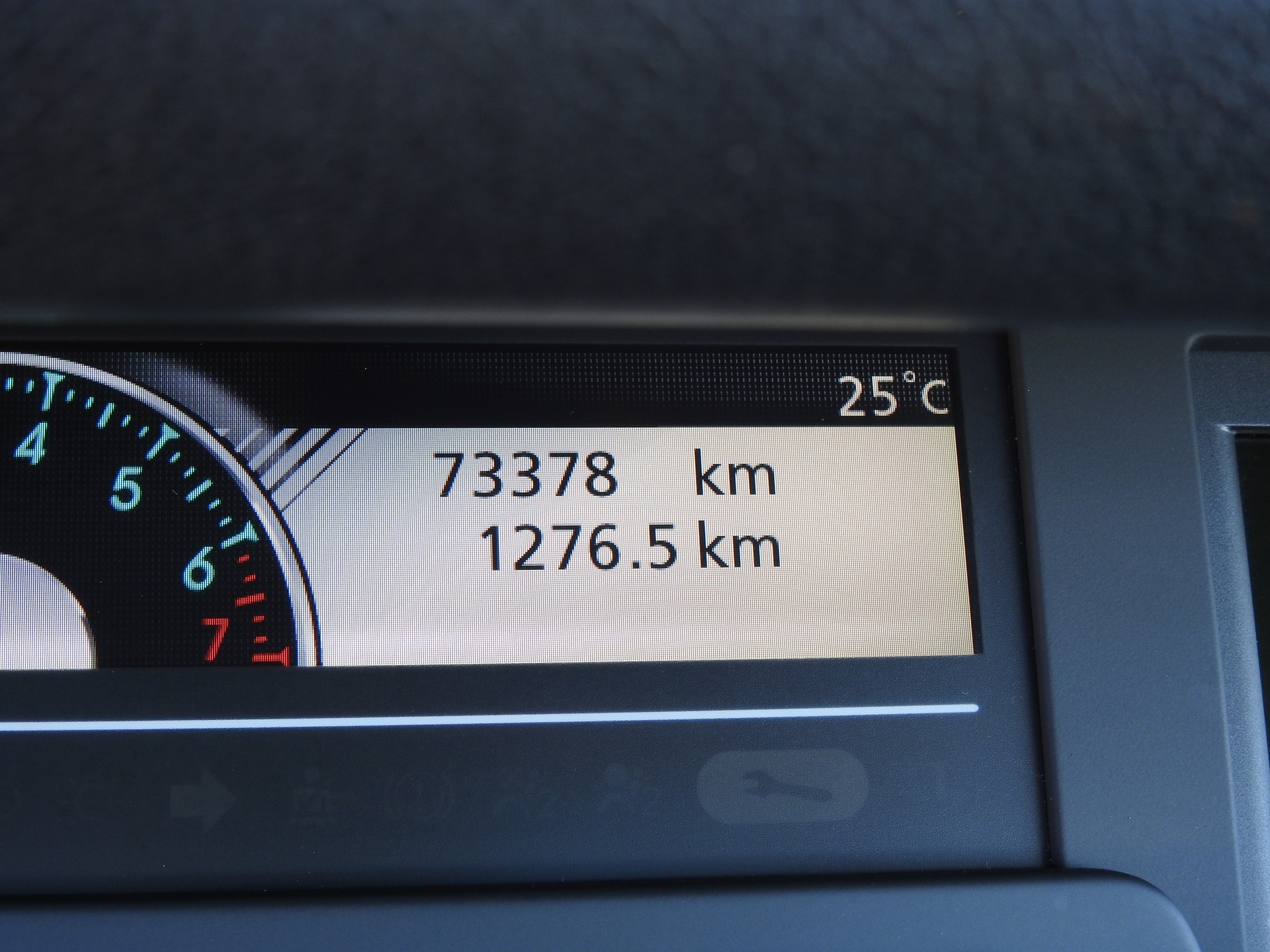 RENAULT Scénic 2.0 16V Dynamique X-Tronic CVT-image-22