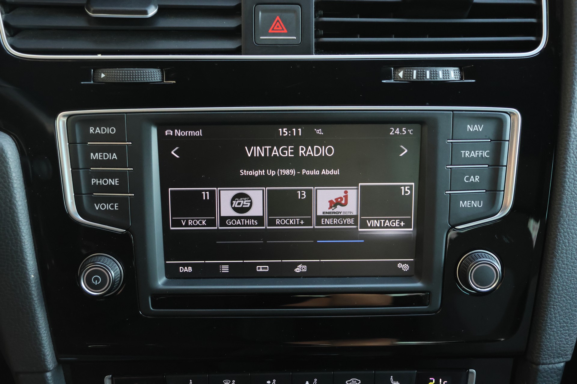 VW Golf 2.0 TDI Allstar R-Line 4Motion-image-18