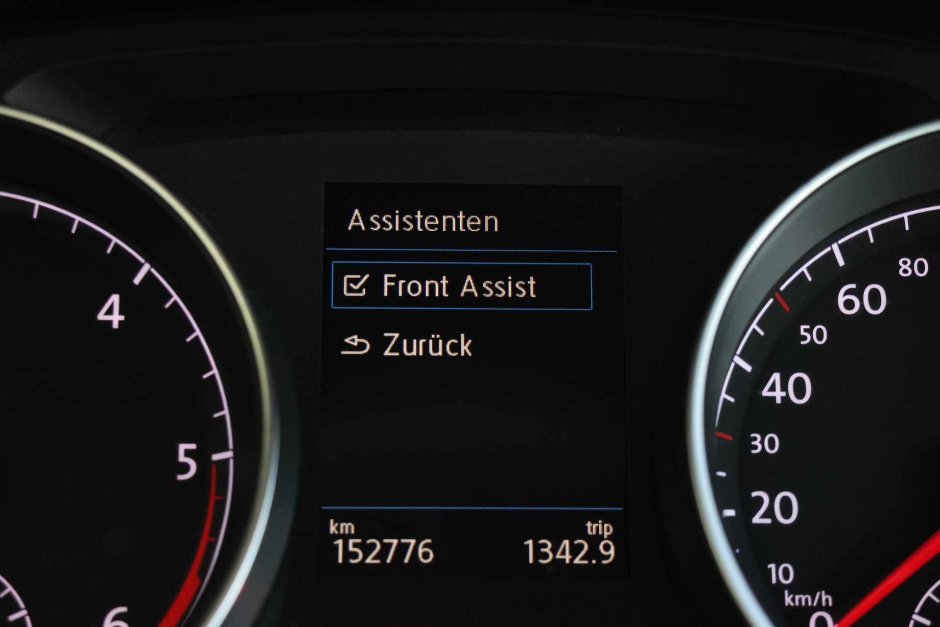 VW Golf 2.0 TDI Allstar R-Line 4Motion-image-14