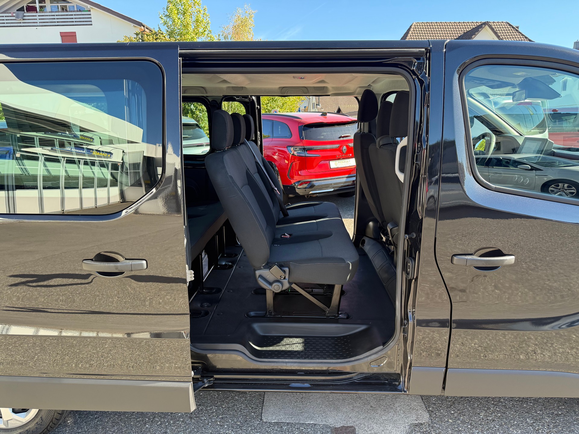 RENAULT Trafic Blue dCi 150 Grand Passenger Evolution EDC-image-15