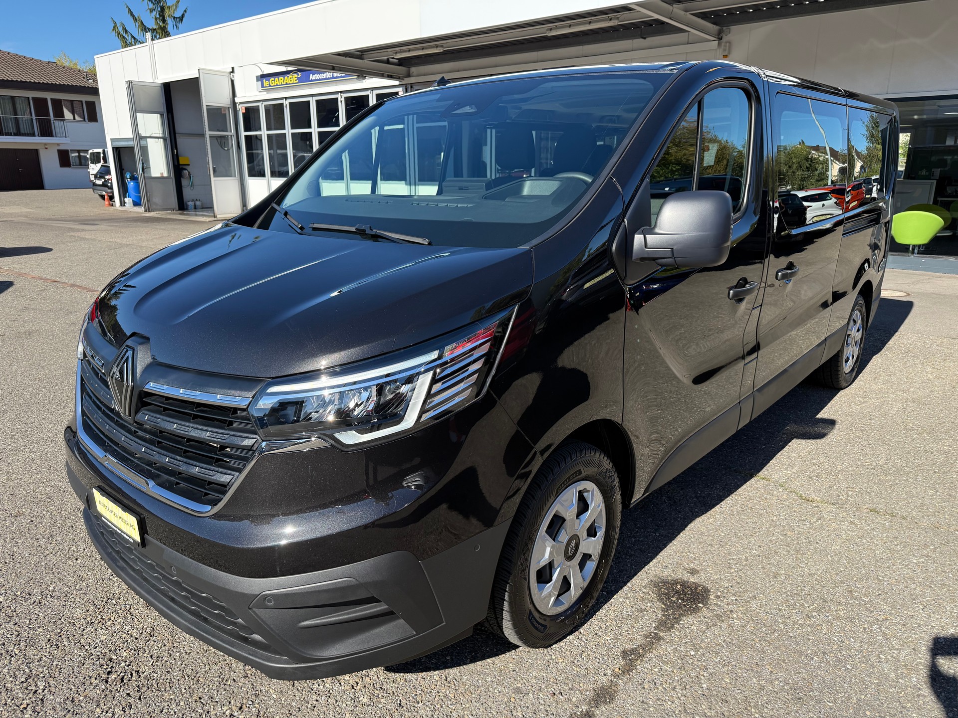 RENAULT Trafic Blue dCi 150 Grand Passenger Evolution EDC-image-1