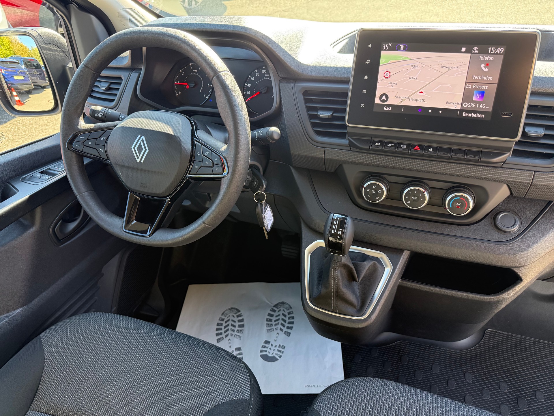 RENAULT Trafic Blue dCi 150 Grand Passenger Evolution EDC-image-8